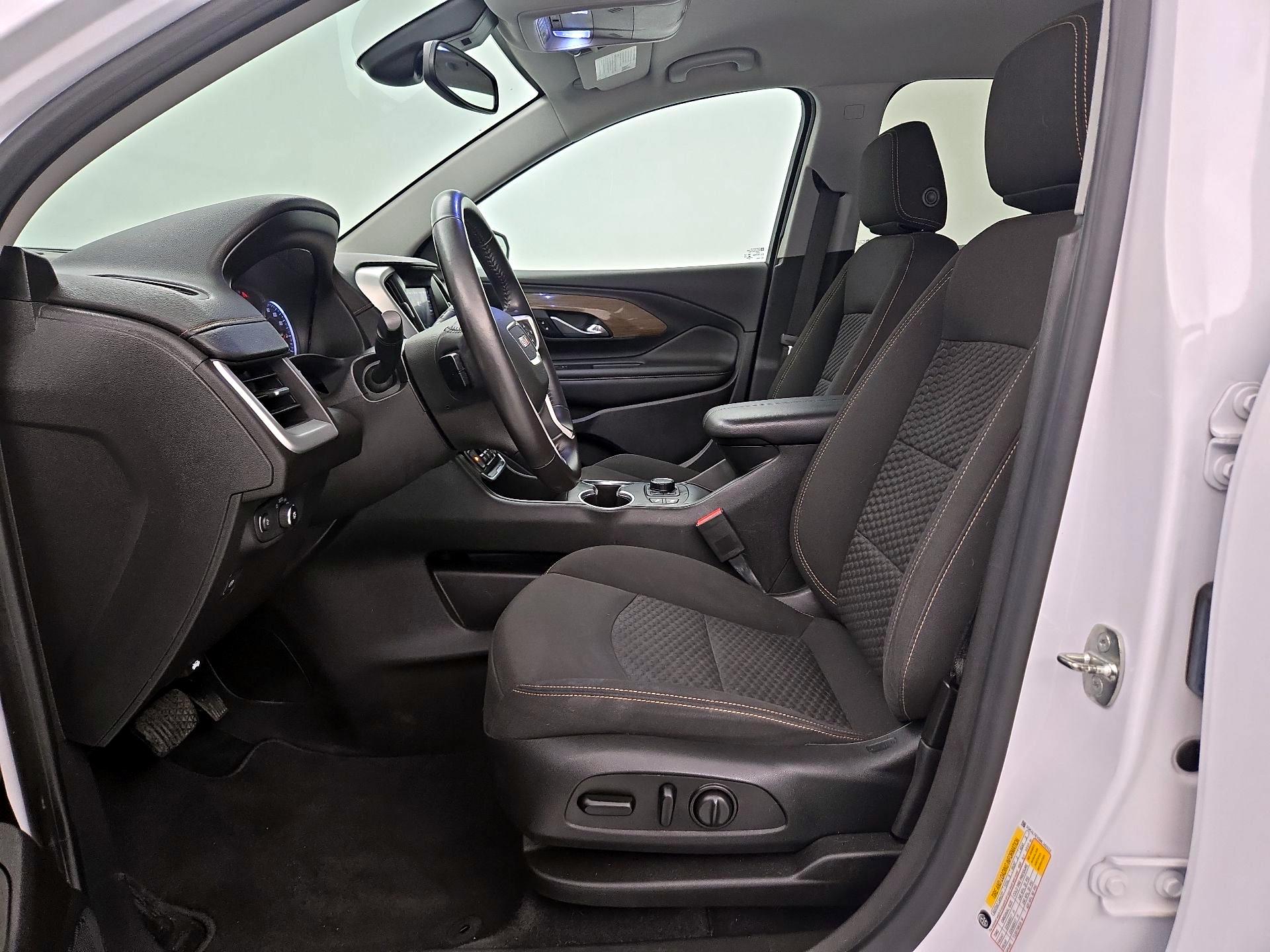 Thumbnail: 2021 GMC Terrain - 11