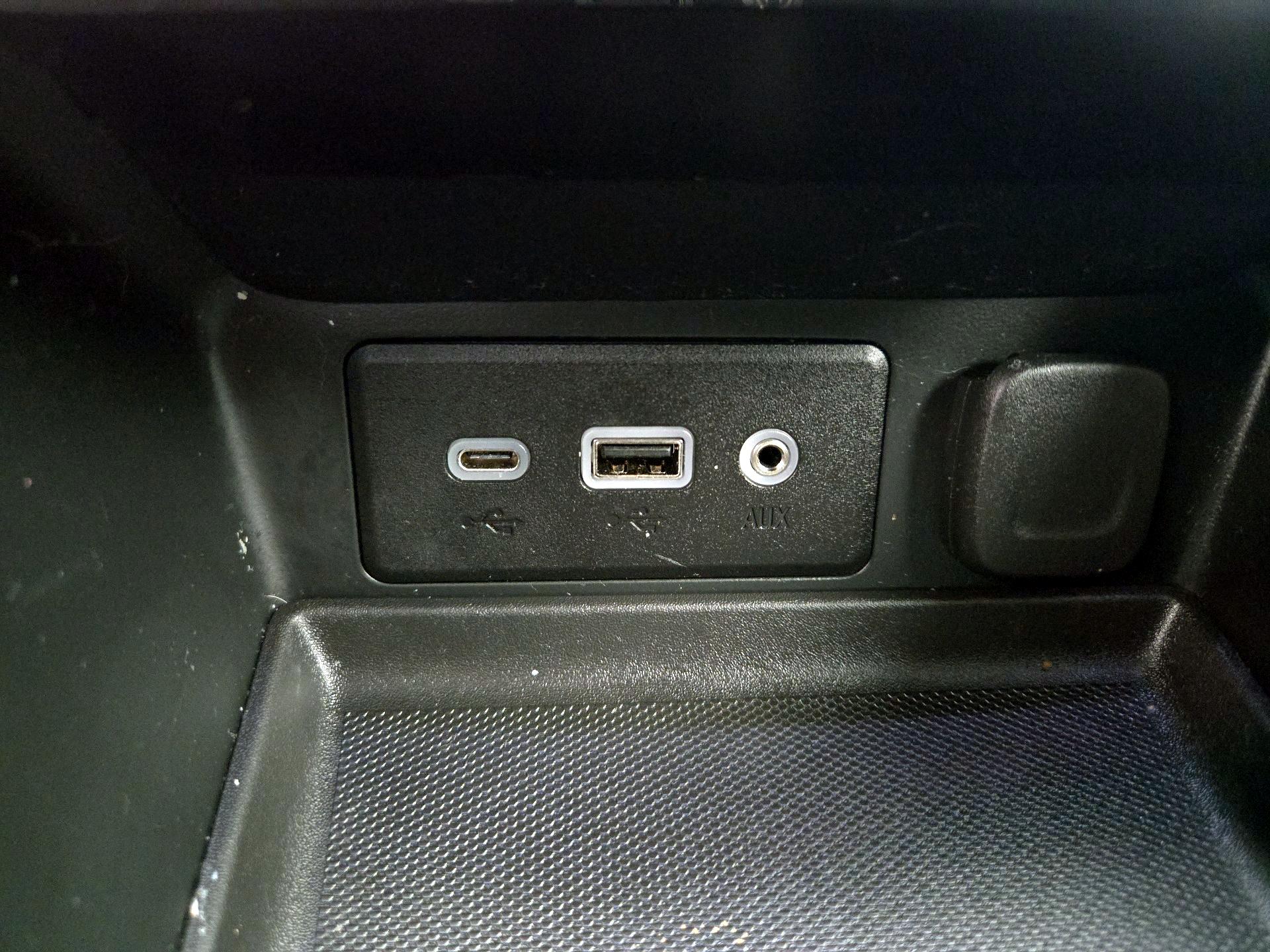 Thumbnail: 2021 GMC Terrain - 18