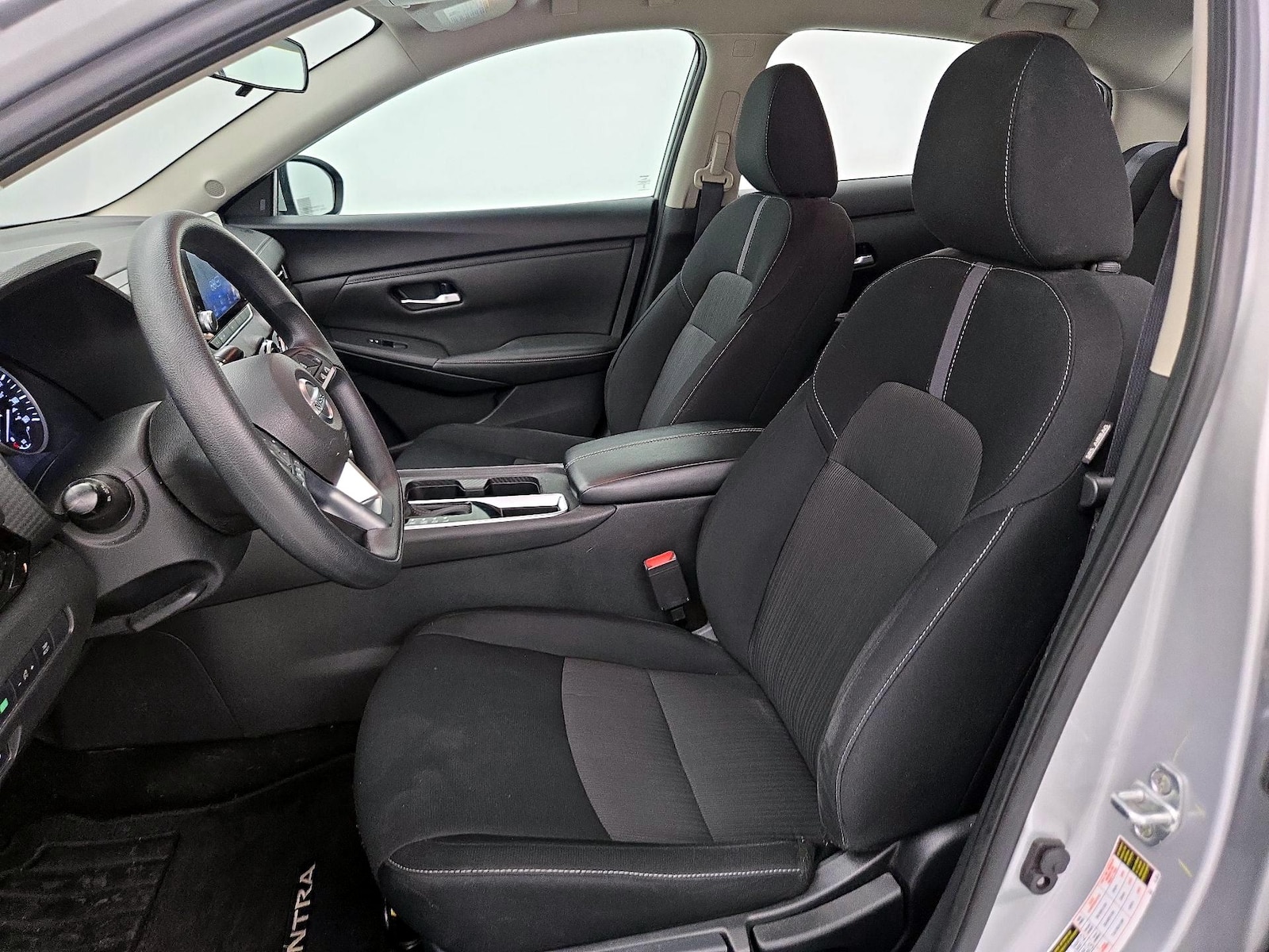 2023 Nissan Sentra SV - Photo 12