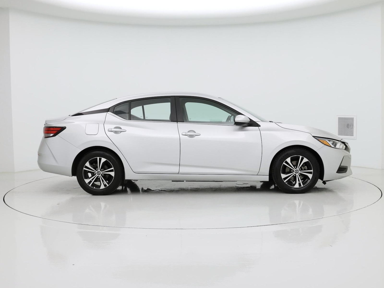 2023 Nissan Sentra SV - Photo 8