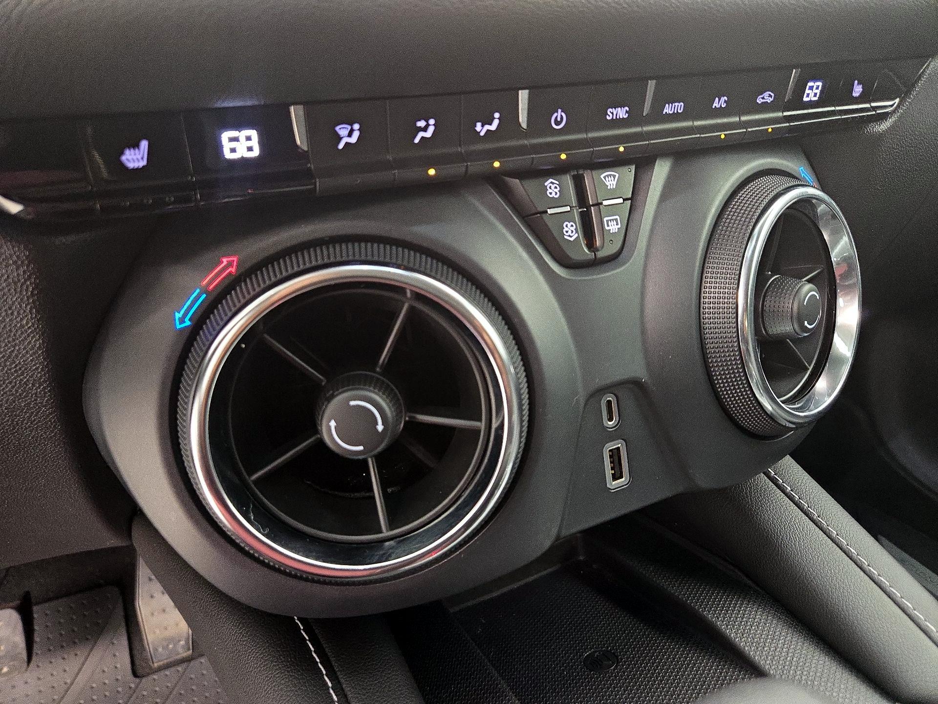 Thumbnail: 2023 Chevrolet Blazer - 16