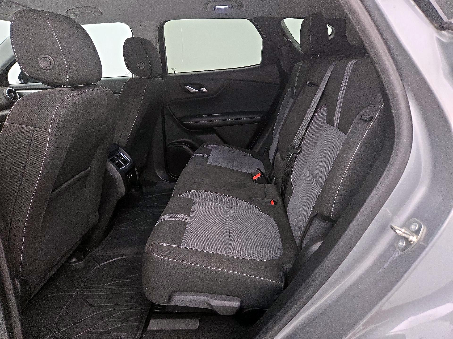 Thumbnail: 2023 Chevrolet Blazer - 19