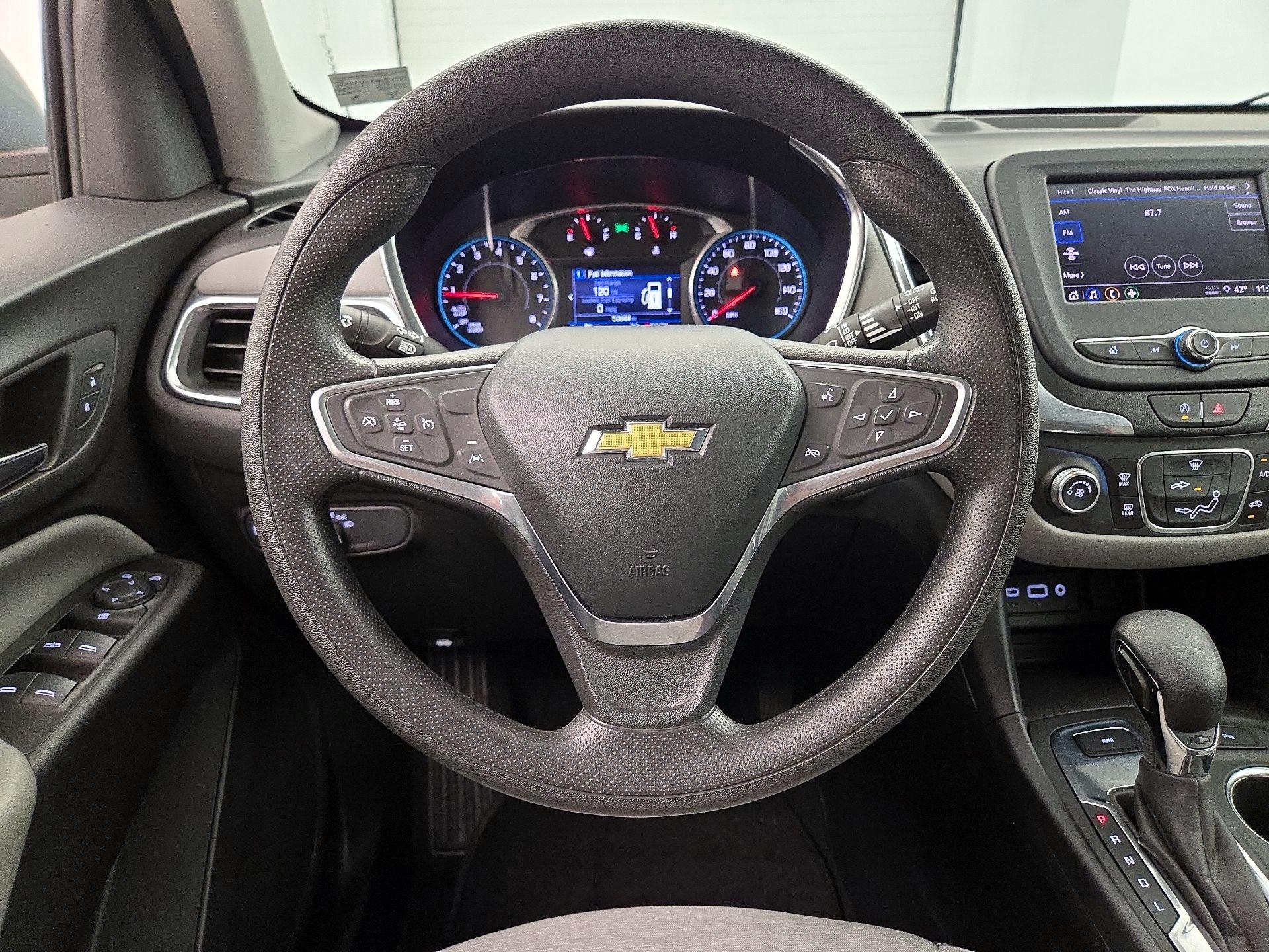 Thumbnail: 2022 Chevrolet Equinox - 10
