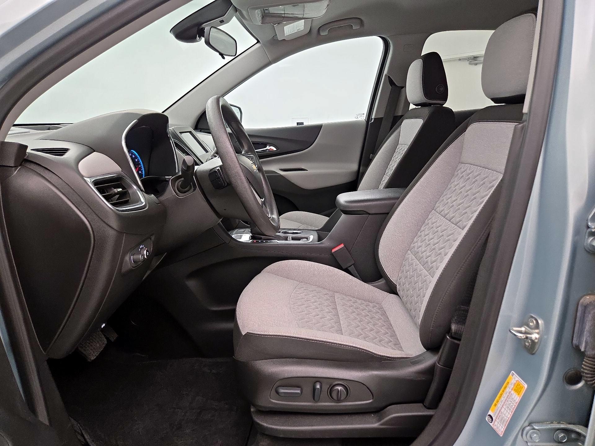 Thumbnail: 2022 Chevrolet Equinox - 11