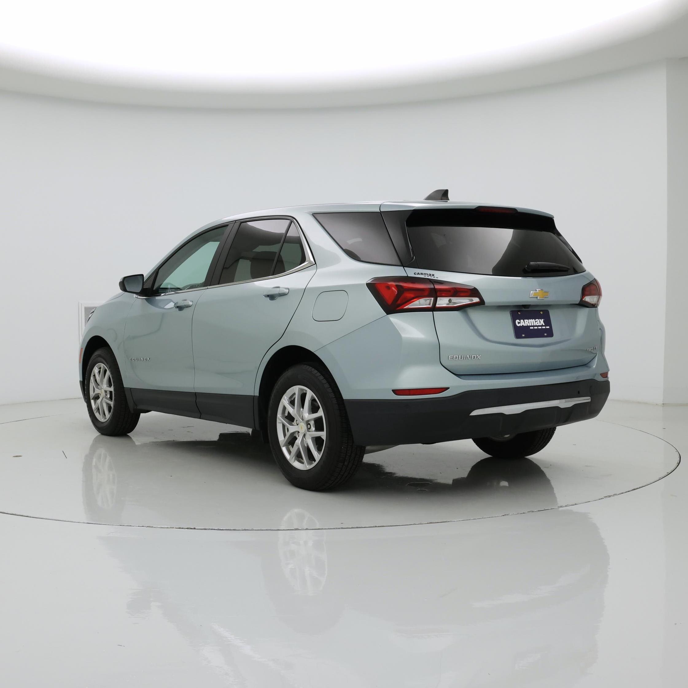 Thumbnail: 2022 Chevrolet Equinox - 2