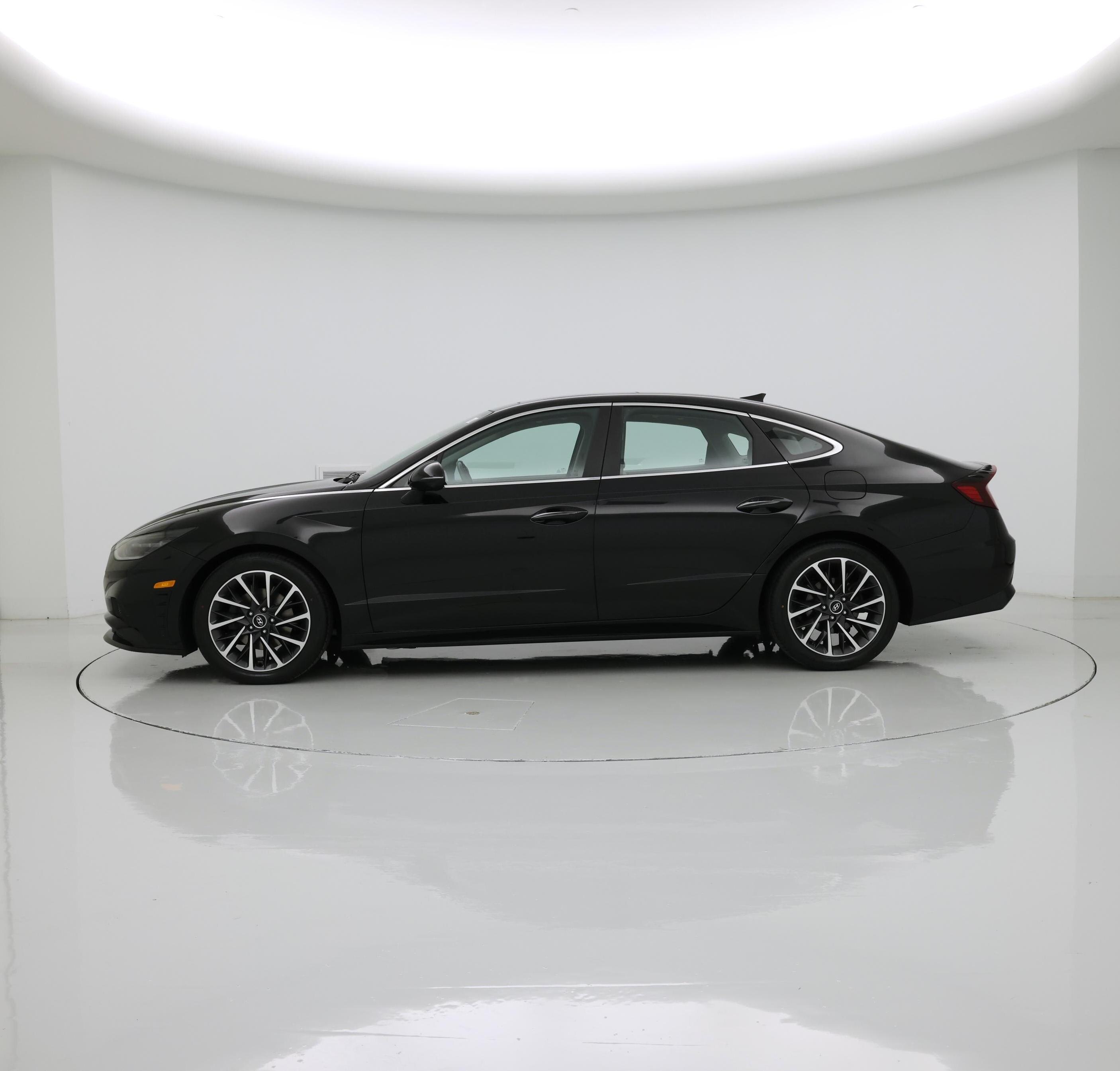 Thumbnail: 2021 Hyundai Sonata - 3