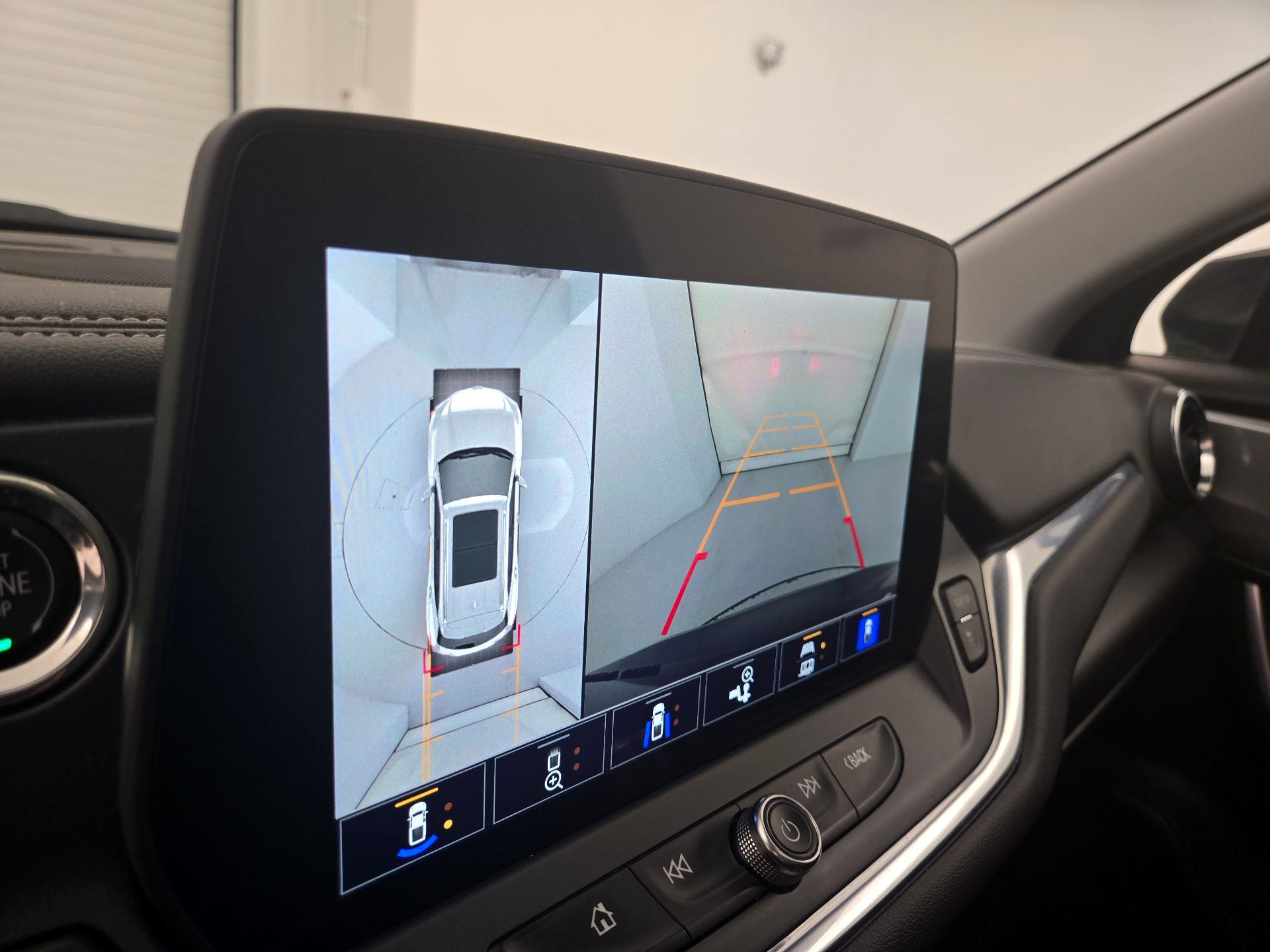 Thumbnail: 2024 Chevrolet Blazer - 15