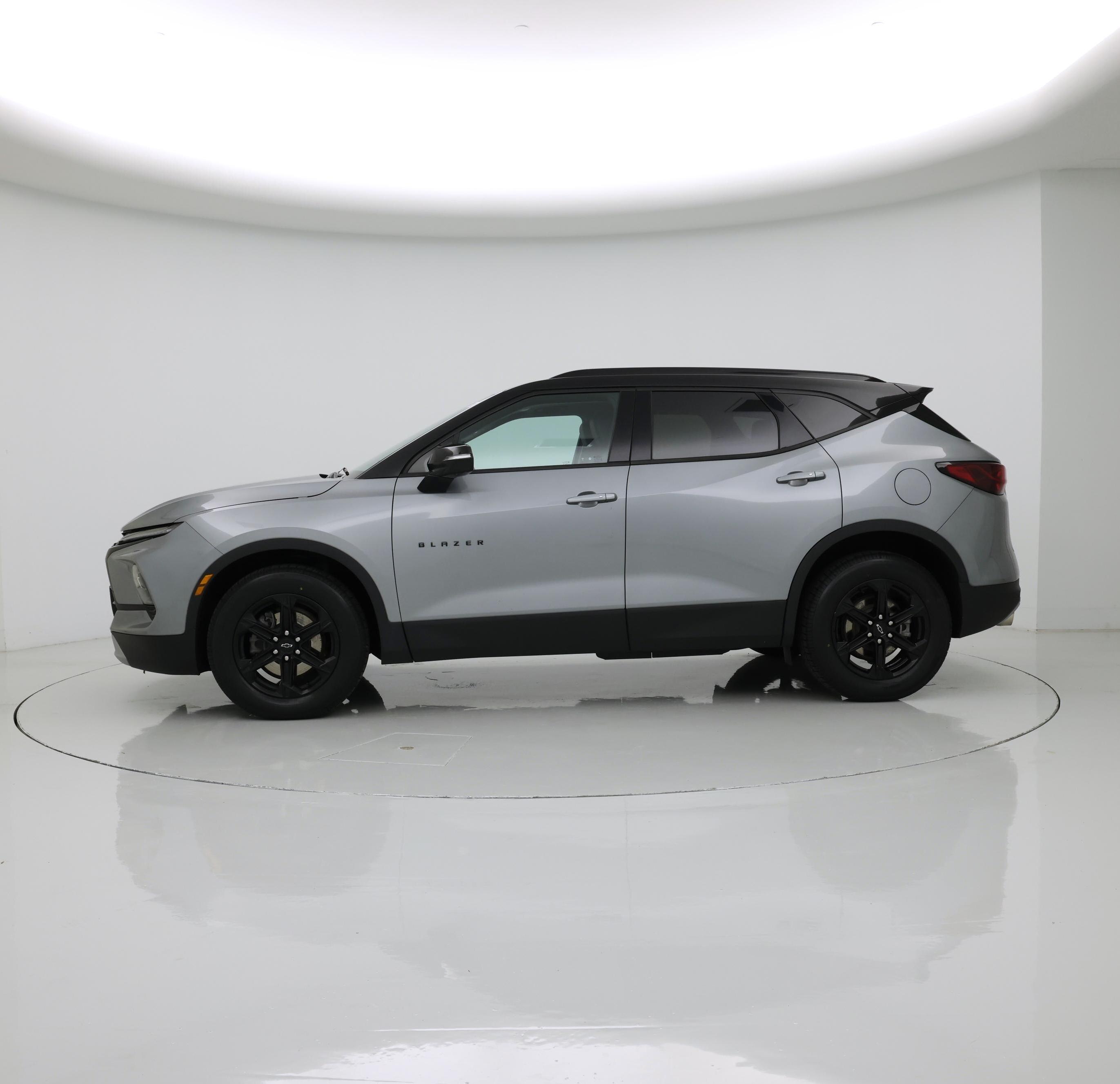 Thumbnail: 2024 Chevrolet Blazer - 3