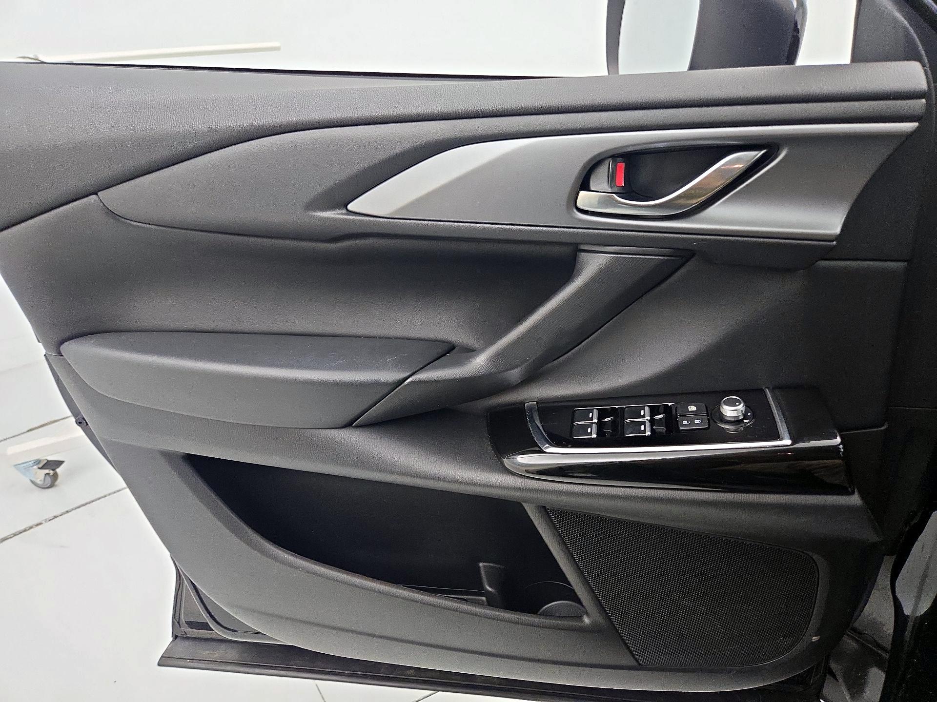 Thumbnail: 2023 Mazda CX-9 - 12