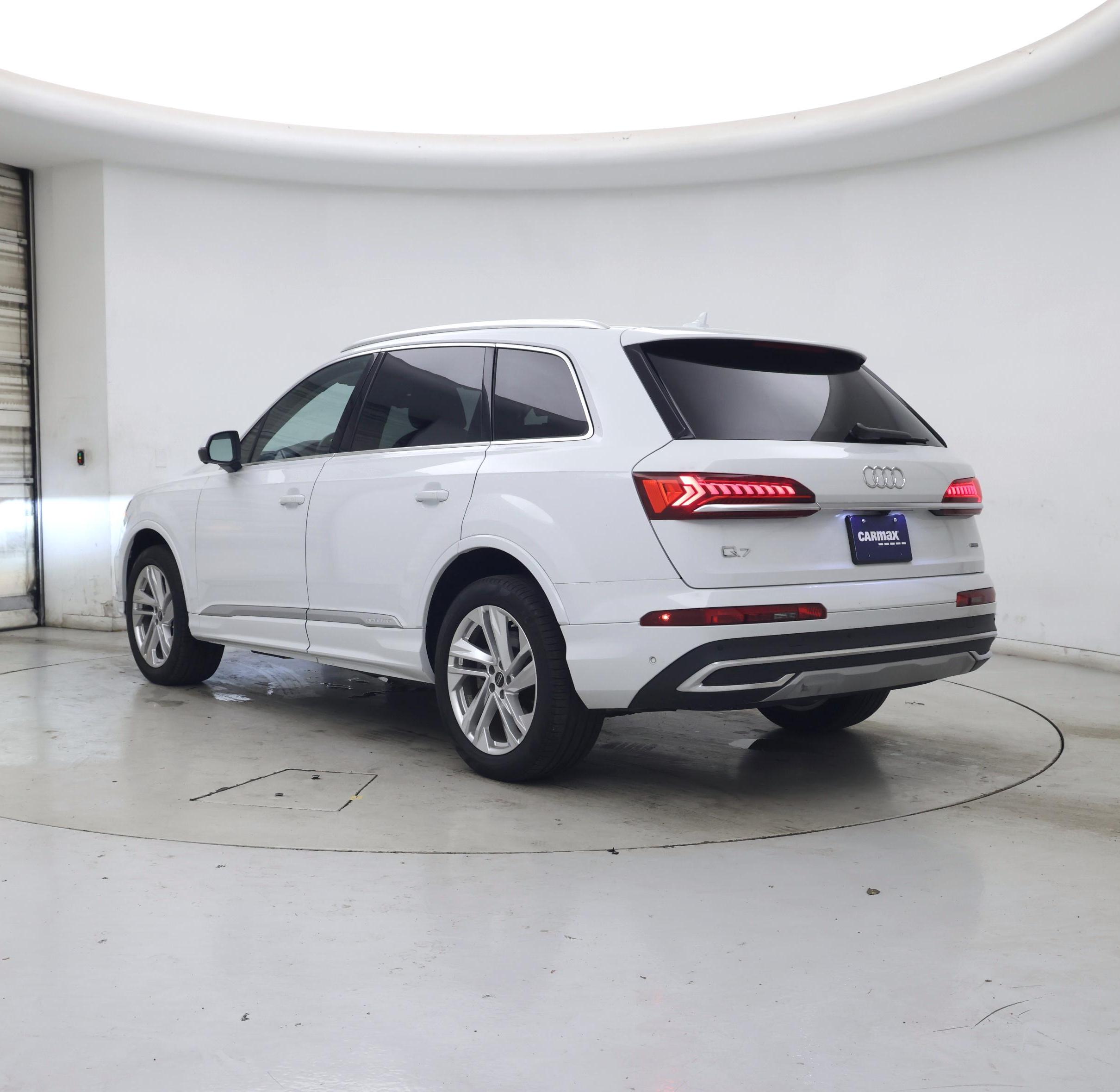 Thumbnail: 2024 Audi Q7 - 2