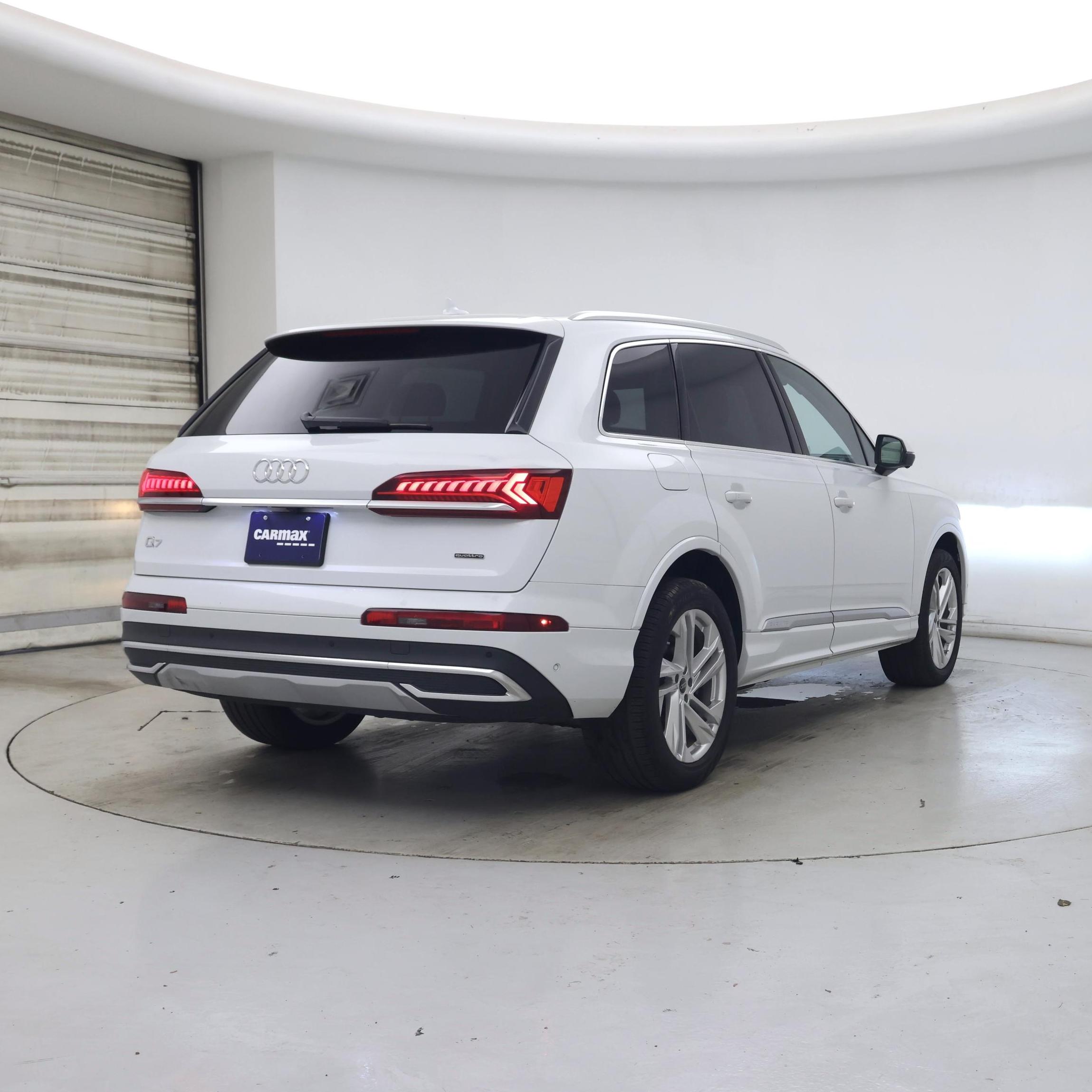 Thumbnail: 2024 Audi Q7 - 8