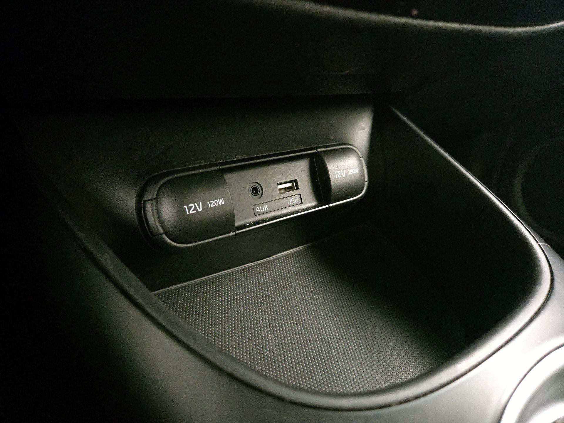 Thumbnail: 2019 Kia Soul - 18