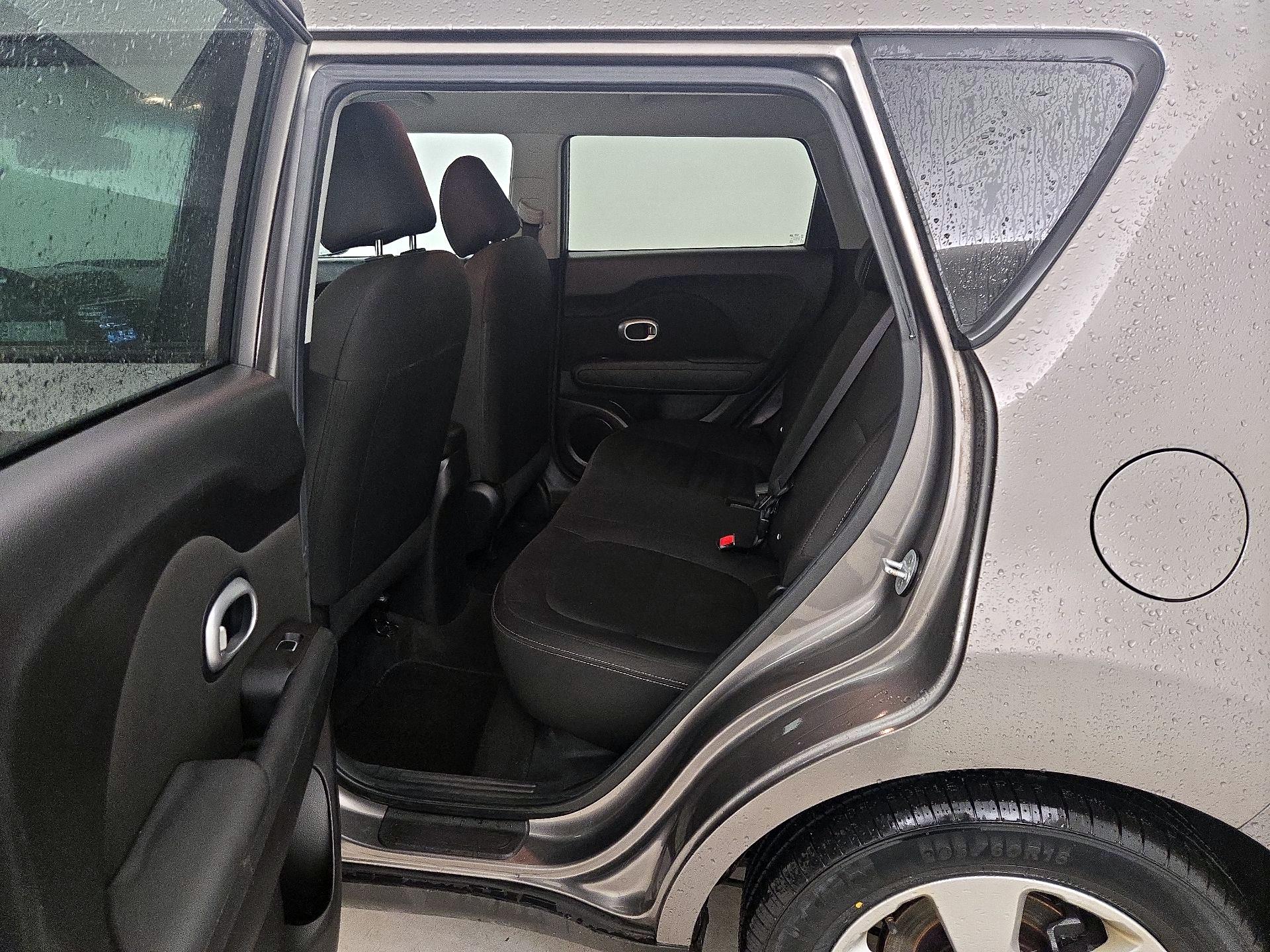 Thumbnail: 2019 Kia Soul - 19