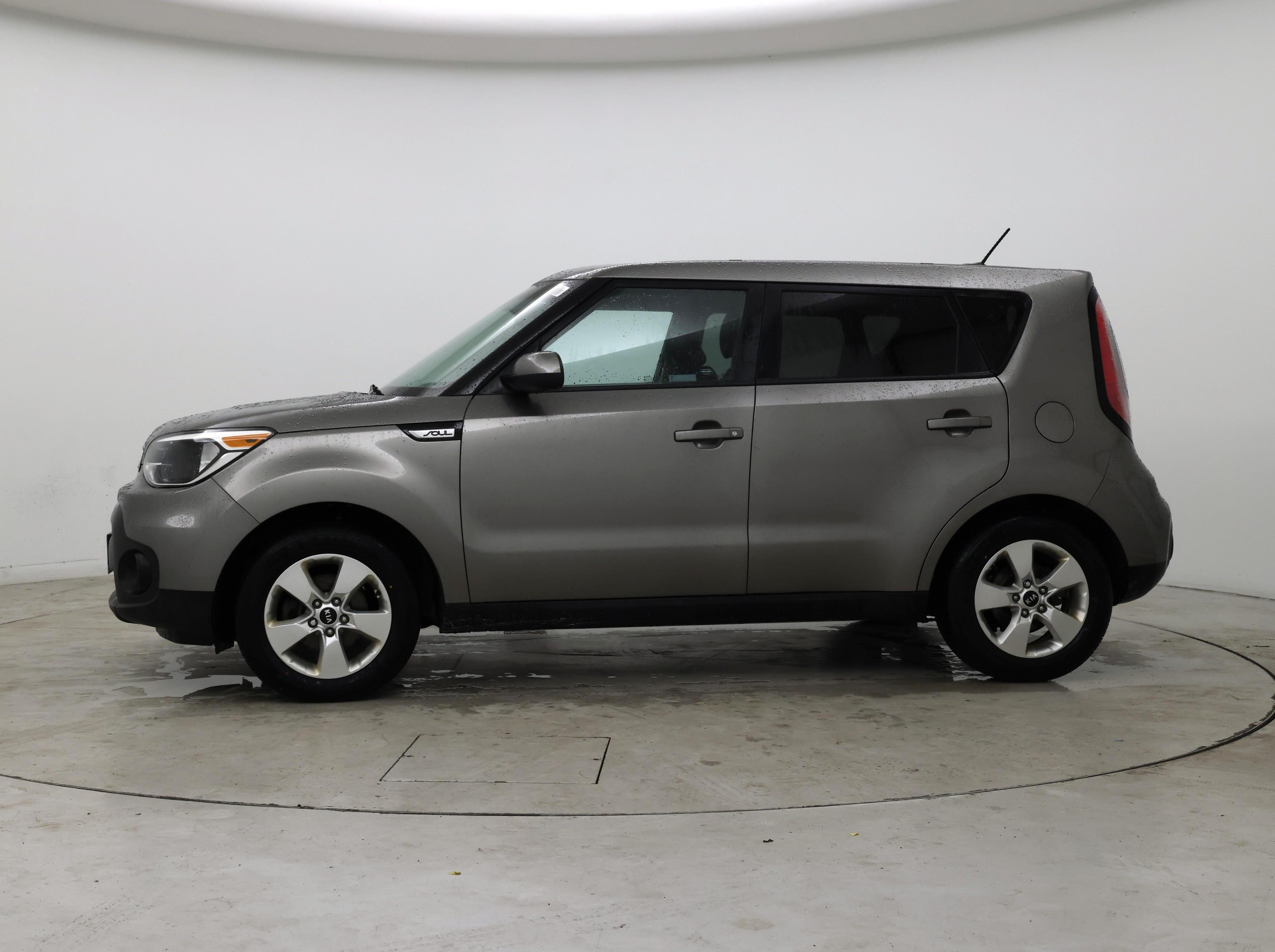 Thumbnail: 2019 Kia Soul - 3