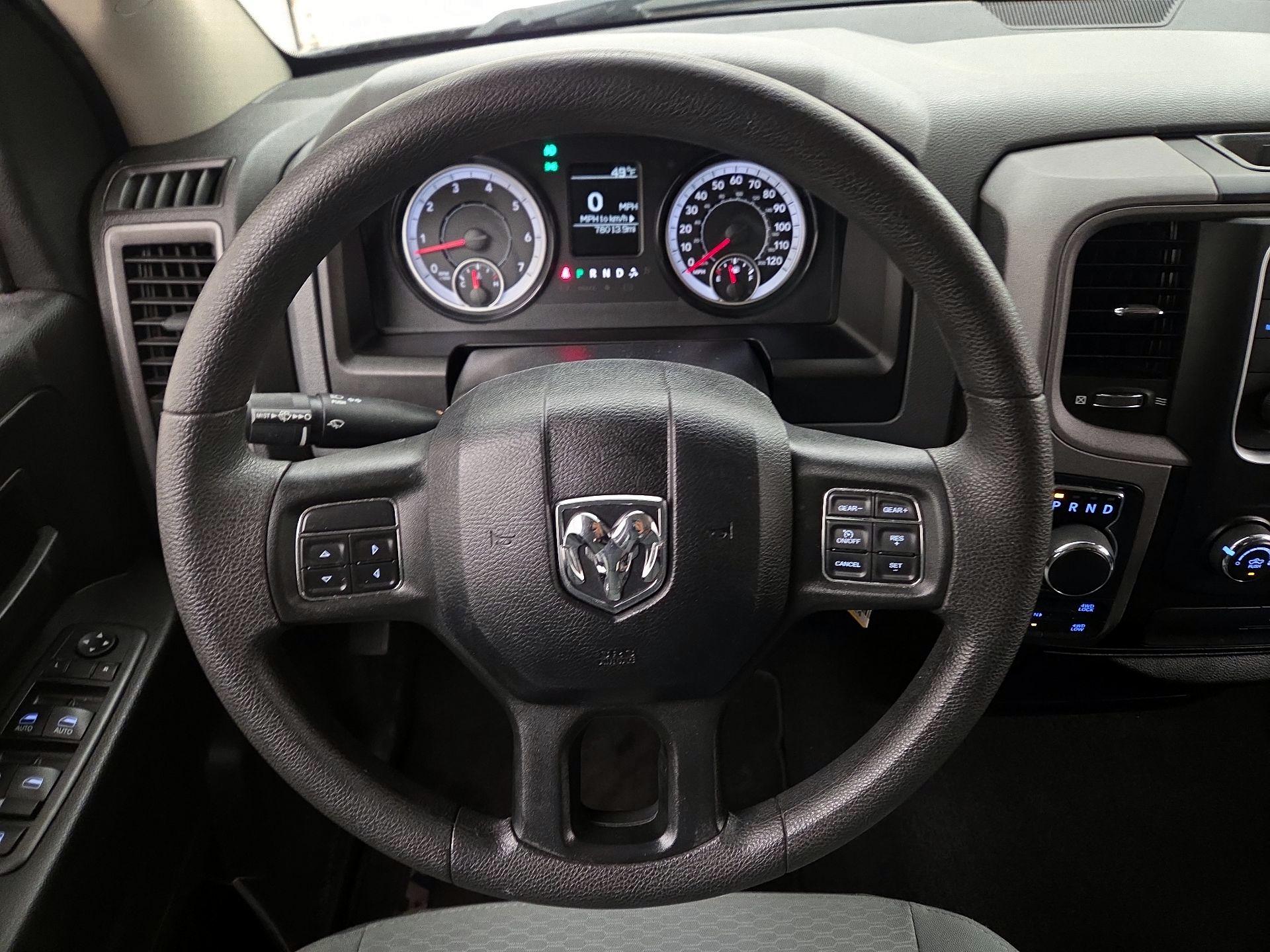 Thumbnail: 2019 RAM 1500 Classic - 10