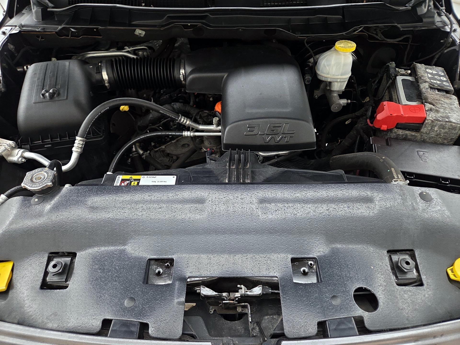 Thumbnail: 2019 RAM 1500 Classic - 19