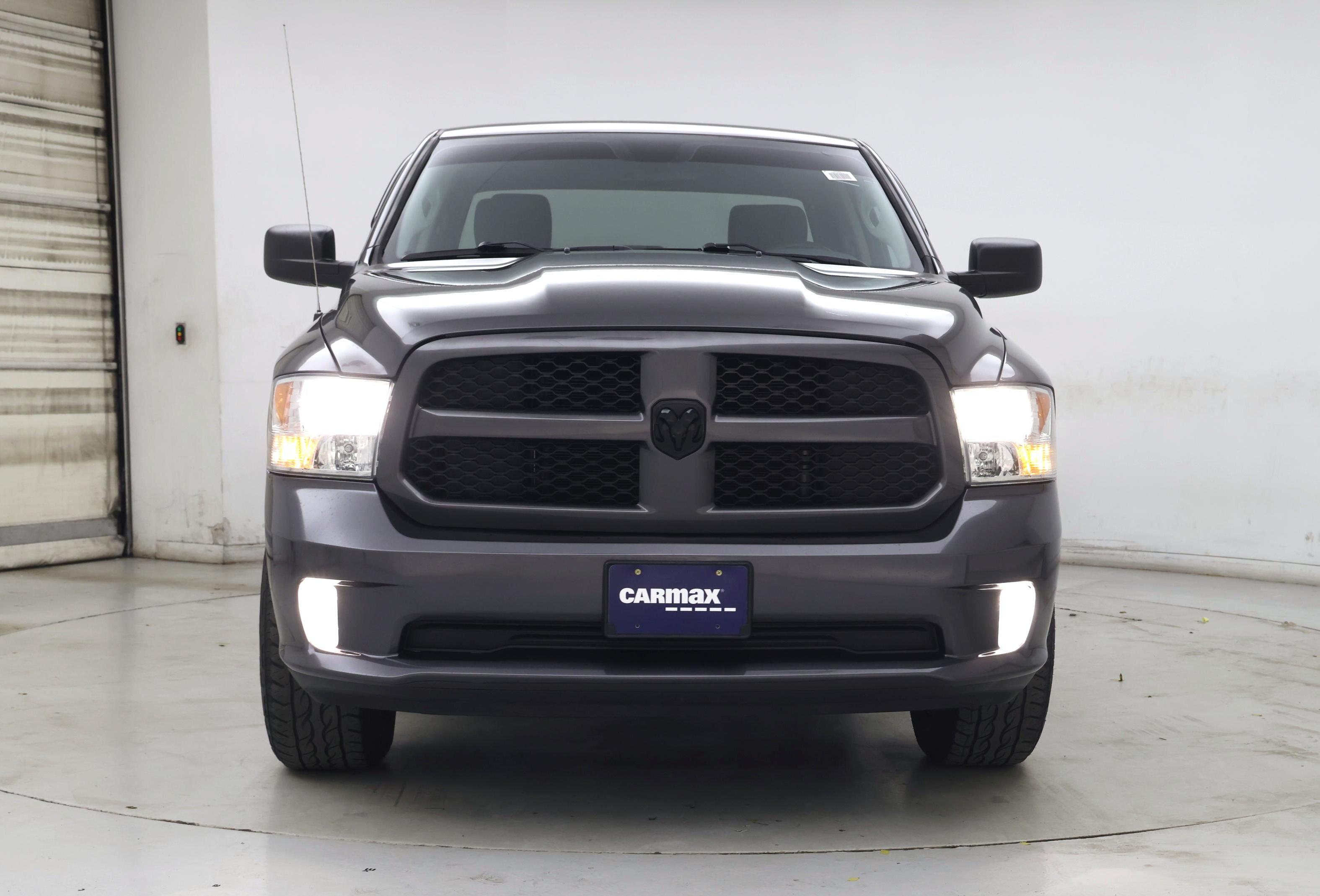 Thumbnail: 2019 RAM 1500 Classic - 5