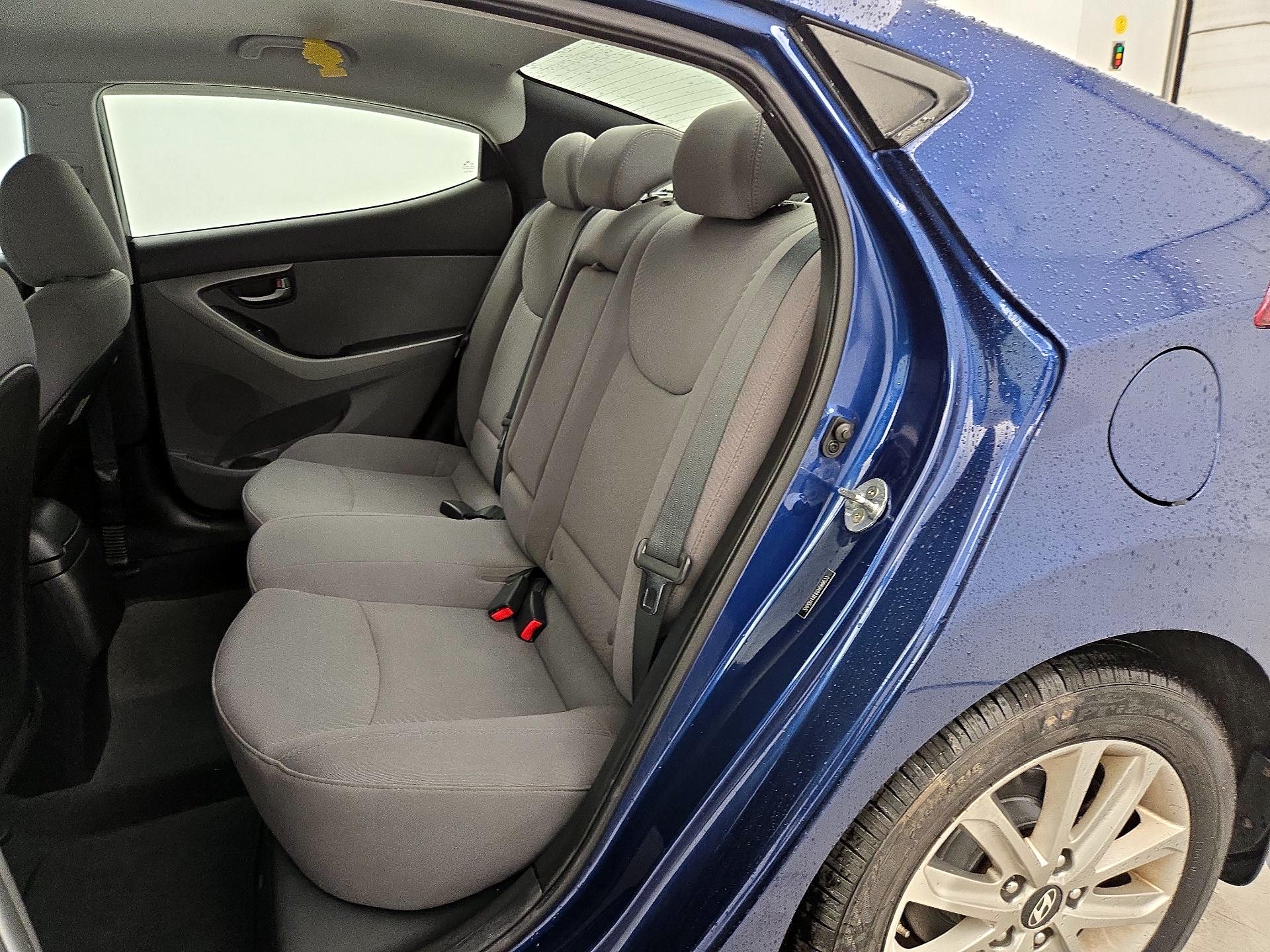 Thumbnail: 2016 Hyundai Elantra - 19