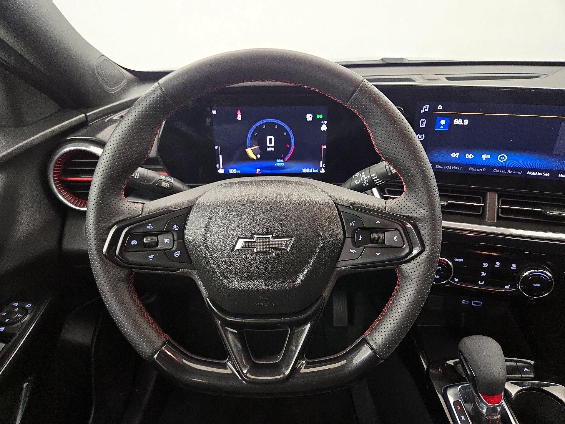 Thumbnail: 2024 Chevrolet Trax - 10