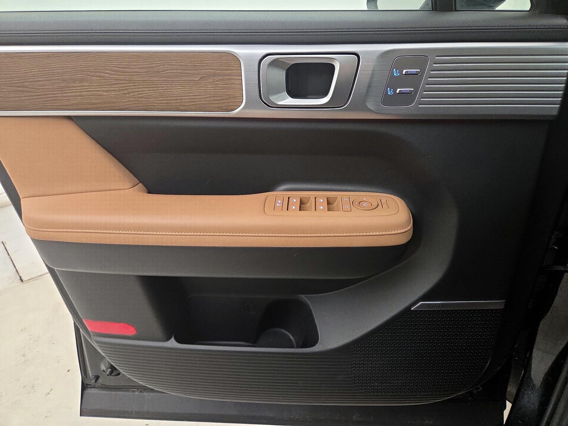 Thumbnail: 2024 Hyundai Santa Fe - 12