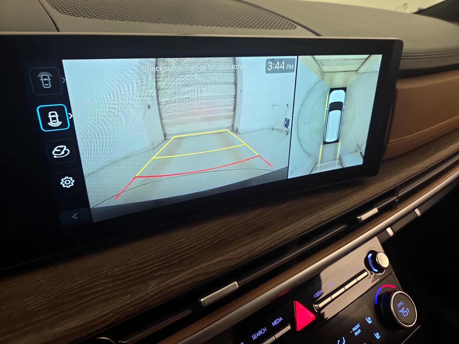 Thumbnail: 2024 Hyundai Santa Fe - 15