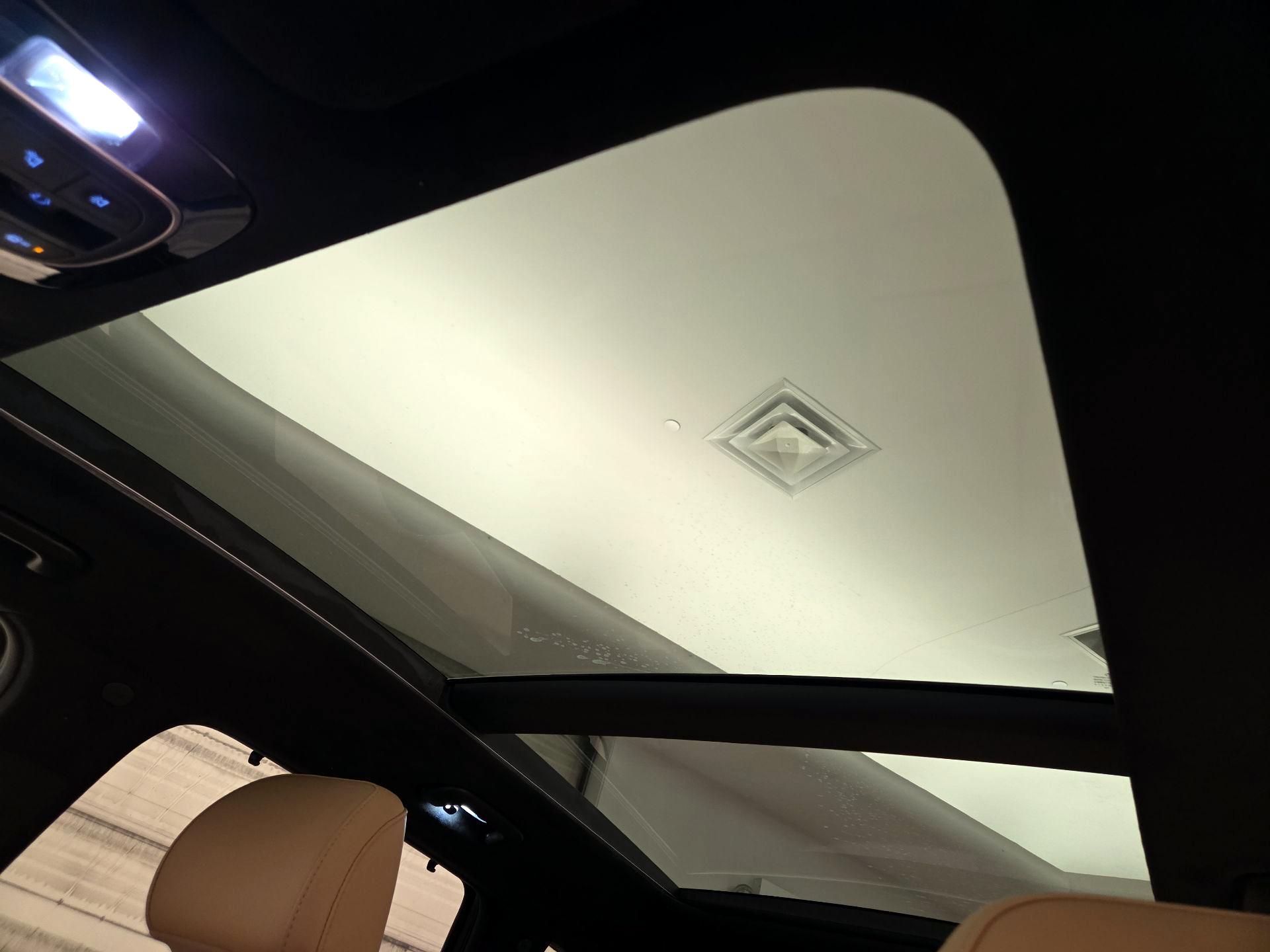 Thumbnail: 2023 Hyundai Santa Fe - 20