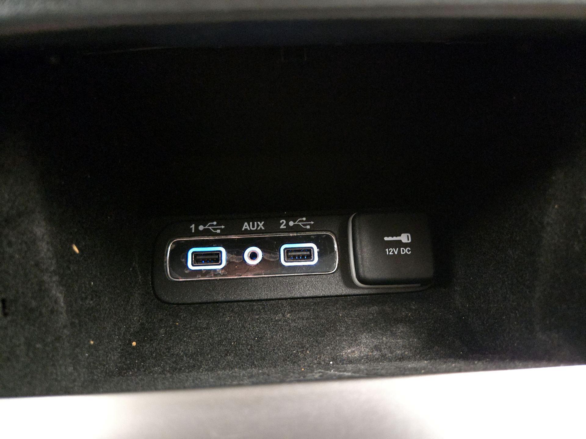 Thumbnail: 2018 Jeep Grand Cherokee - 18