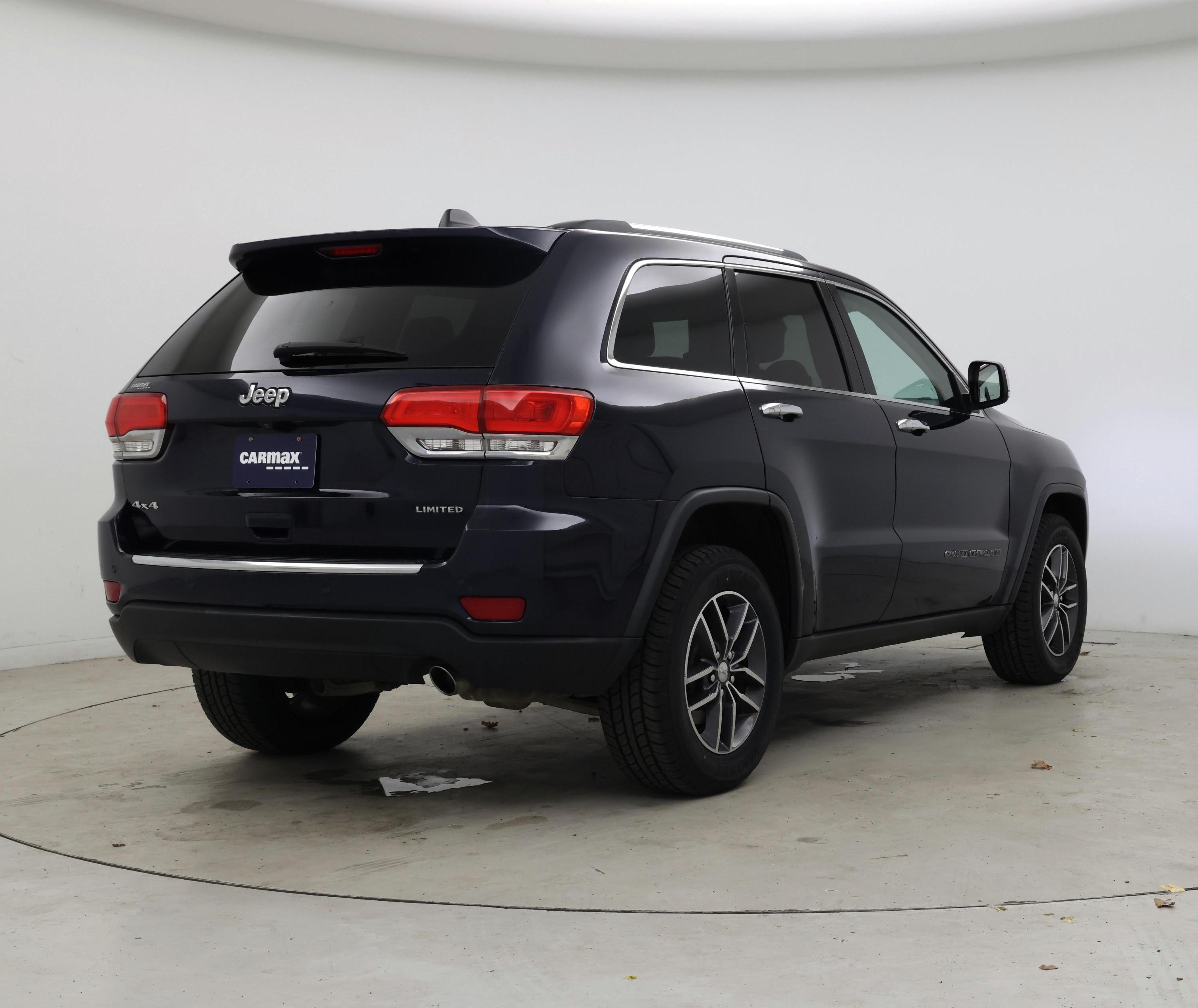 Thumbnail: 2018 Jeep Grand Cherokee - 8