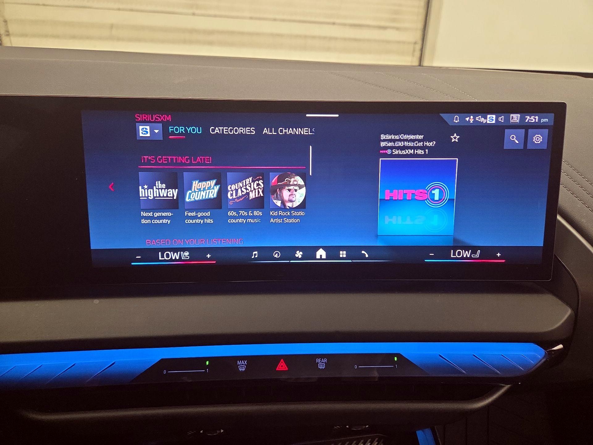 Thumbnail: 2025 BMW X3 - 14