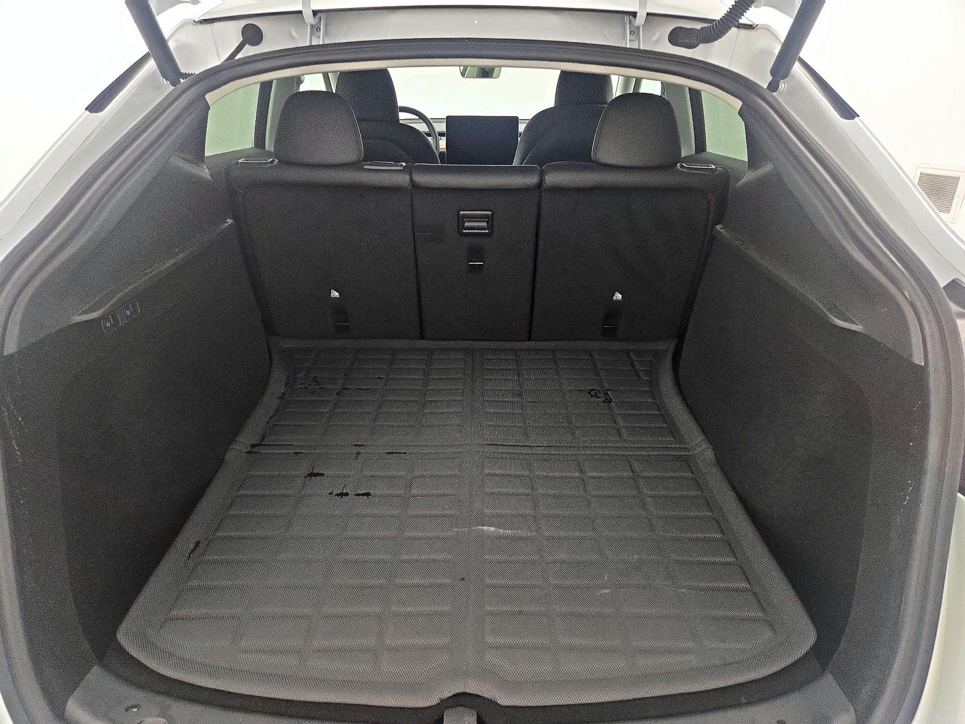 Thumbnail: 2024 Tesla Model Y - 19