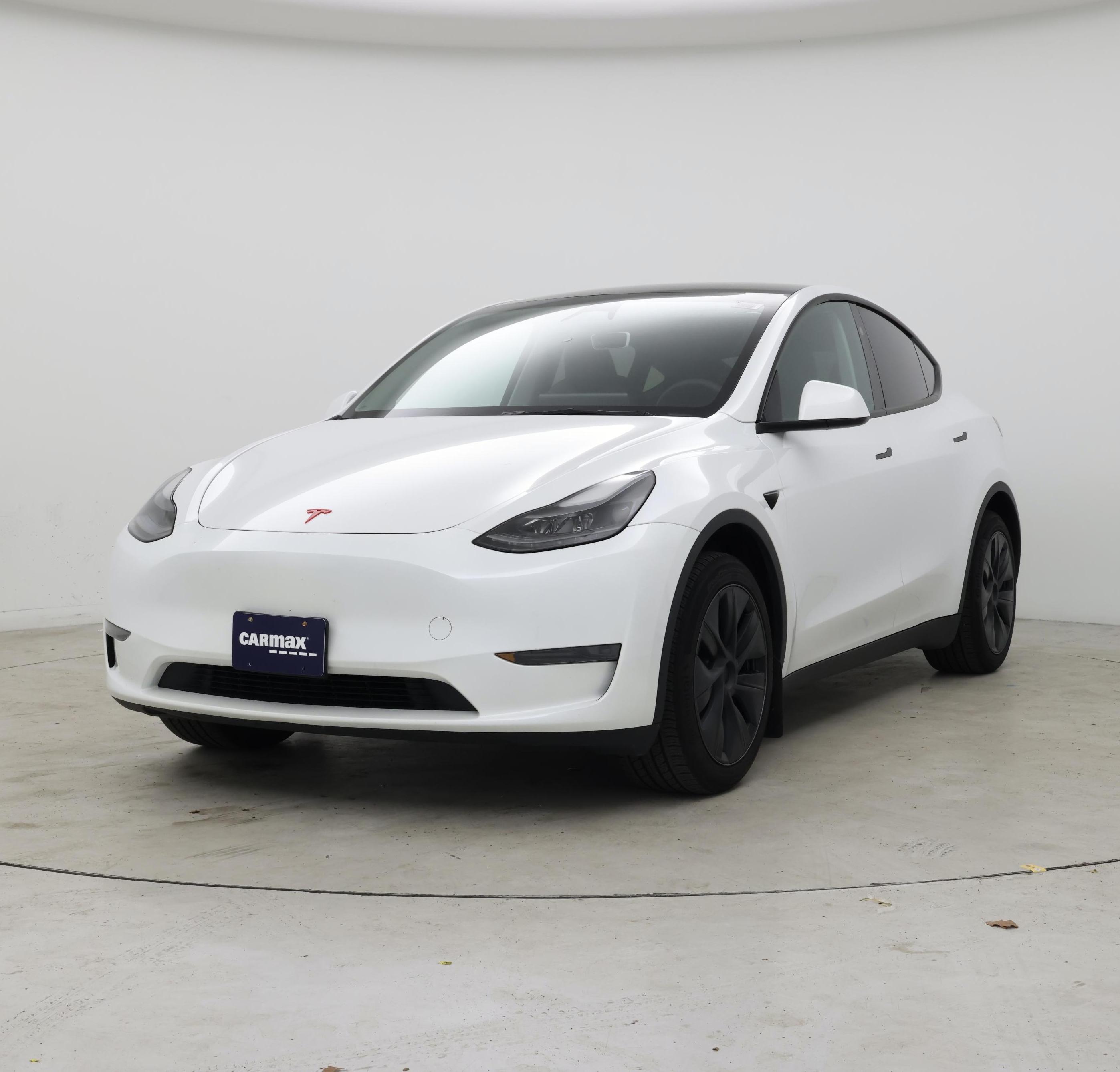 Thumbnail: 2024 Tesla Model Y - 4
