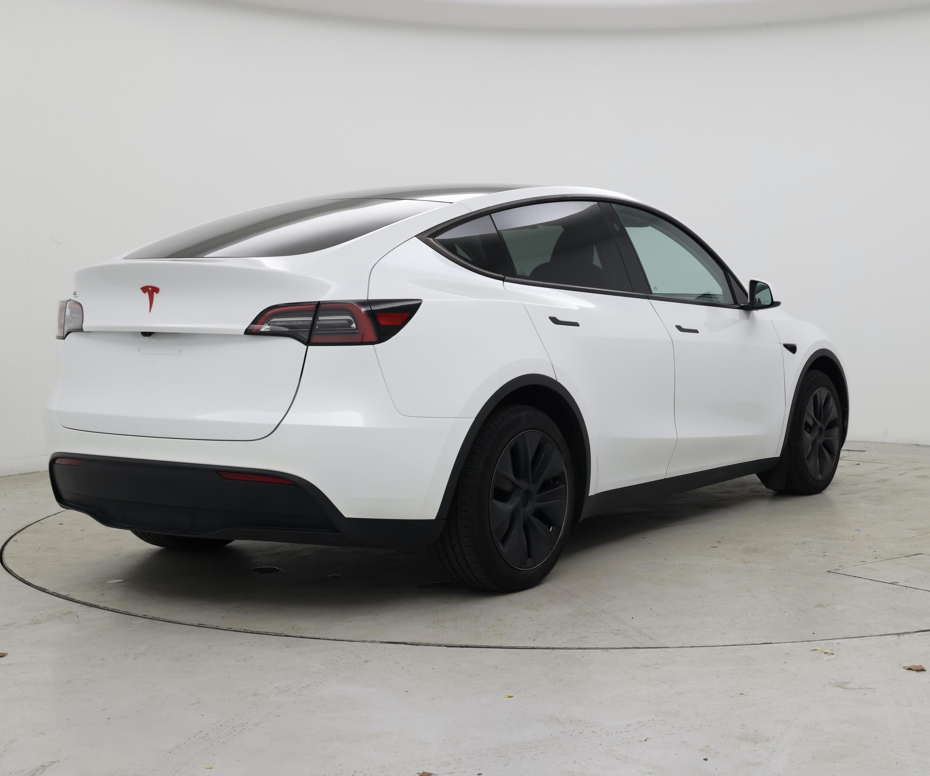 Thumbnail: 2024 Tesla Model Y - 8