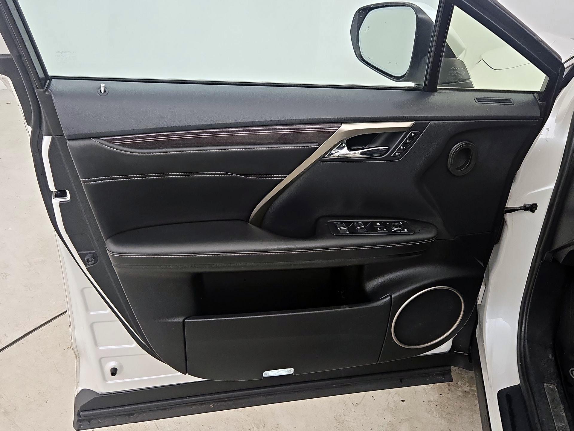 Thumbnail: 2019 Lexus RX - 12