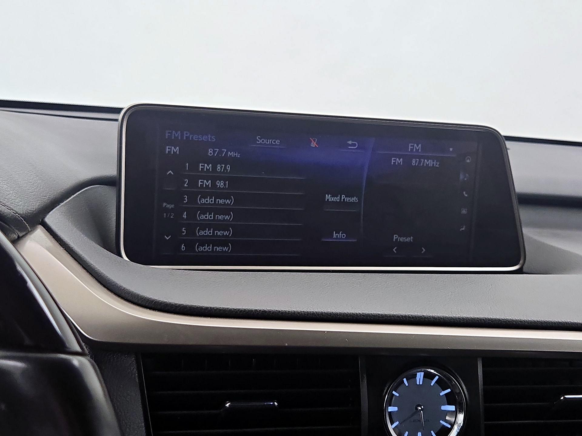 Thumbnail: 2019 Lexus RX - 16