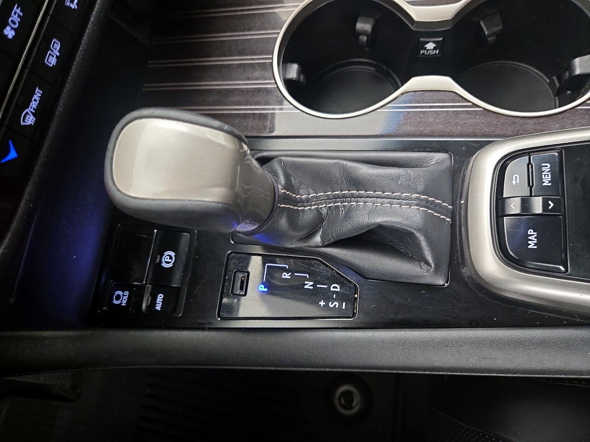 Thumbnail: 2019 Lexus RX - 18