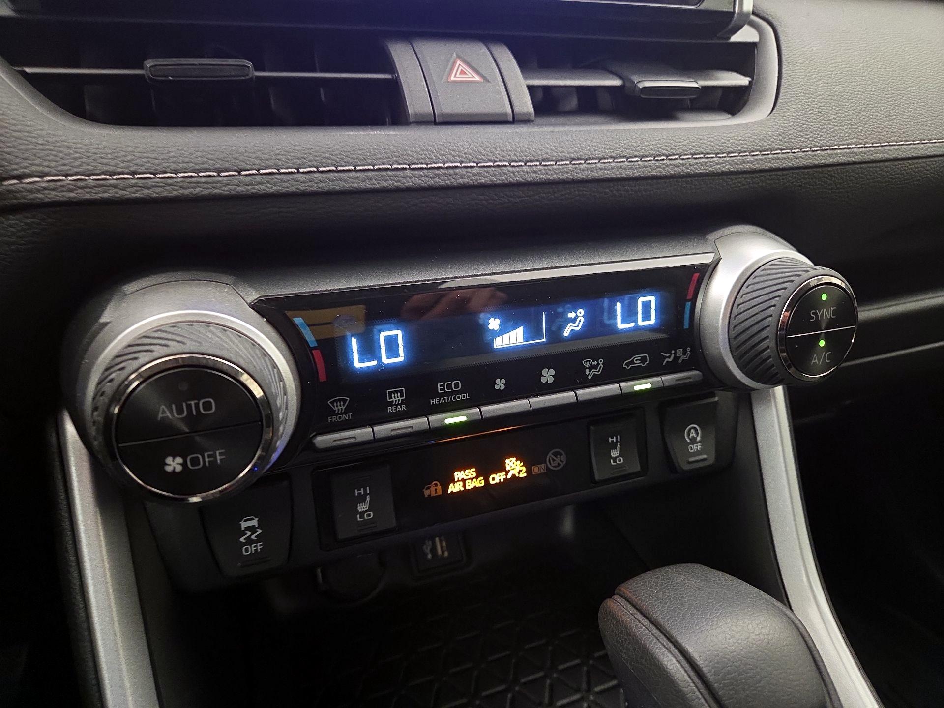Thumbnail: 2023 Toyota RAV4 - 16