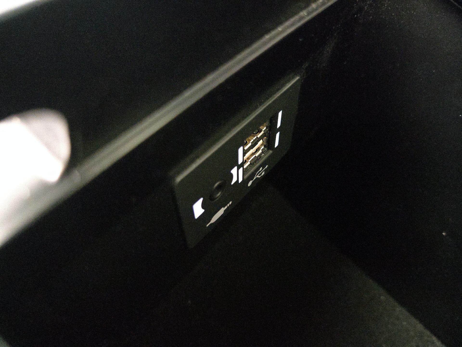 Thumbnail: 2022 Lexus UX - 18