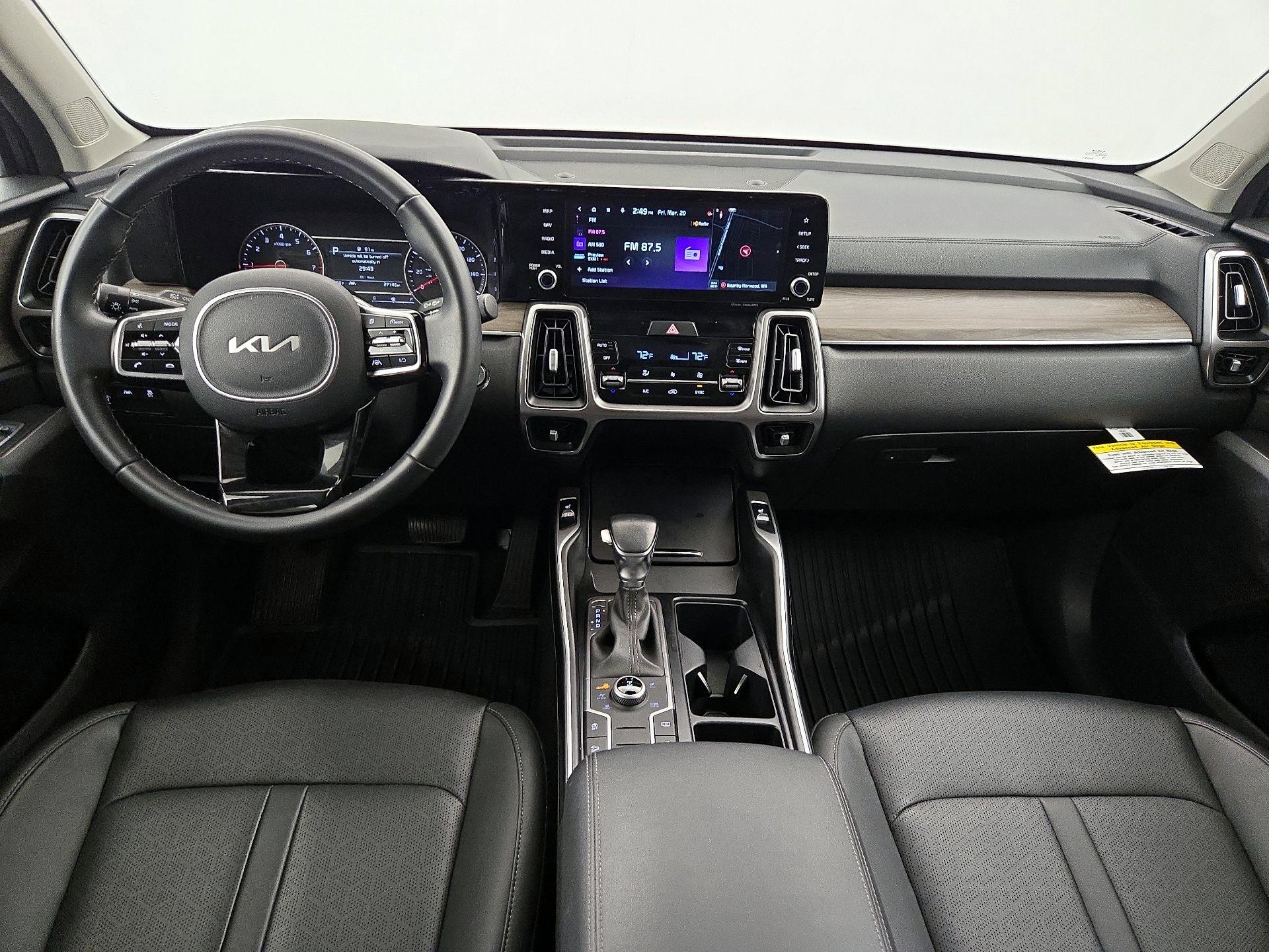 Thumbnail: 2022 Kia Sorento - 9