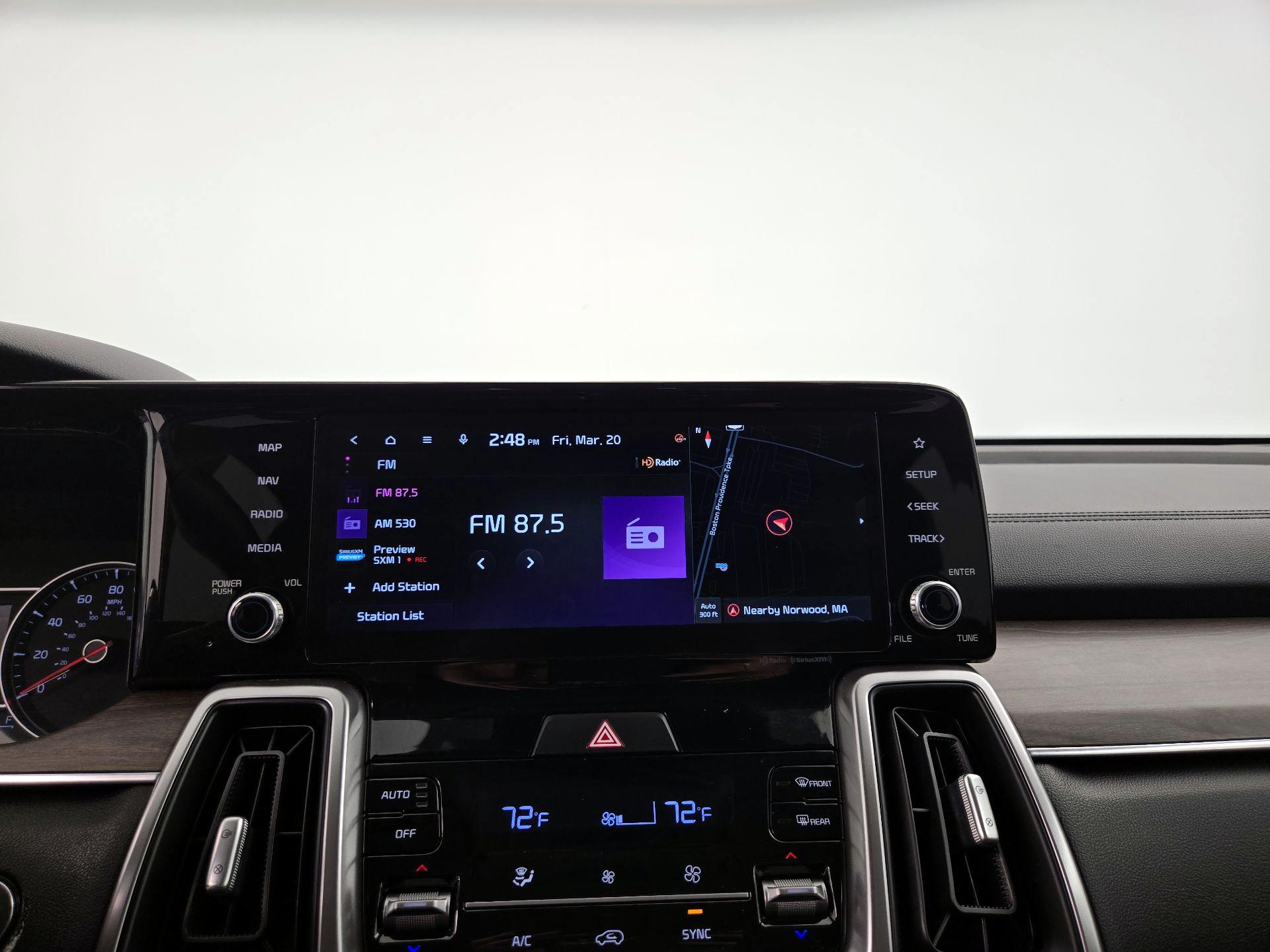 Thumbnail: 2022 Kia Sorento - 16