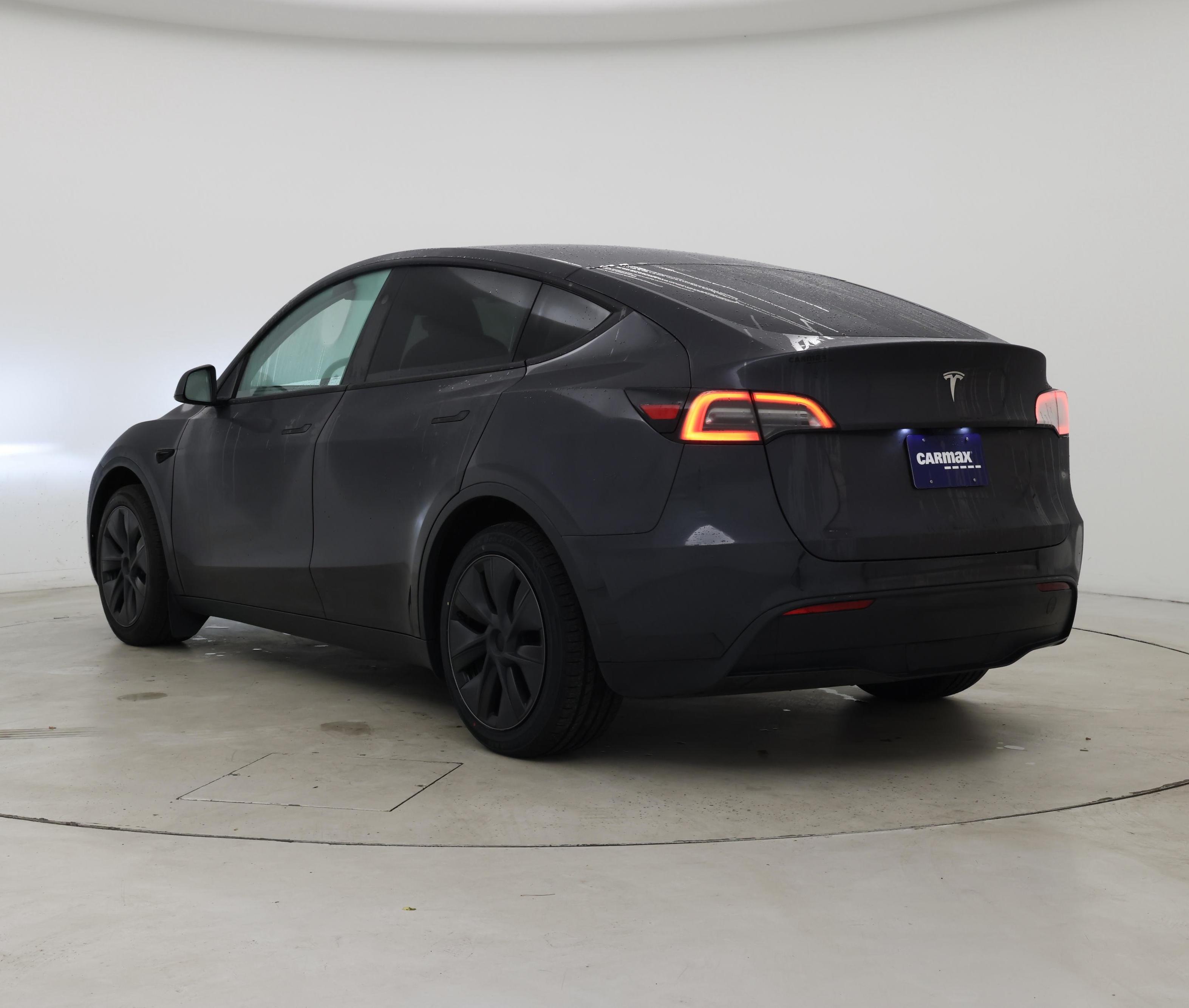 Thumbnail: 2024 Tesla Model Y - 2
