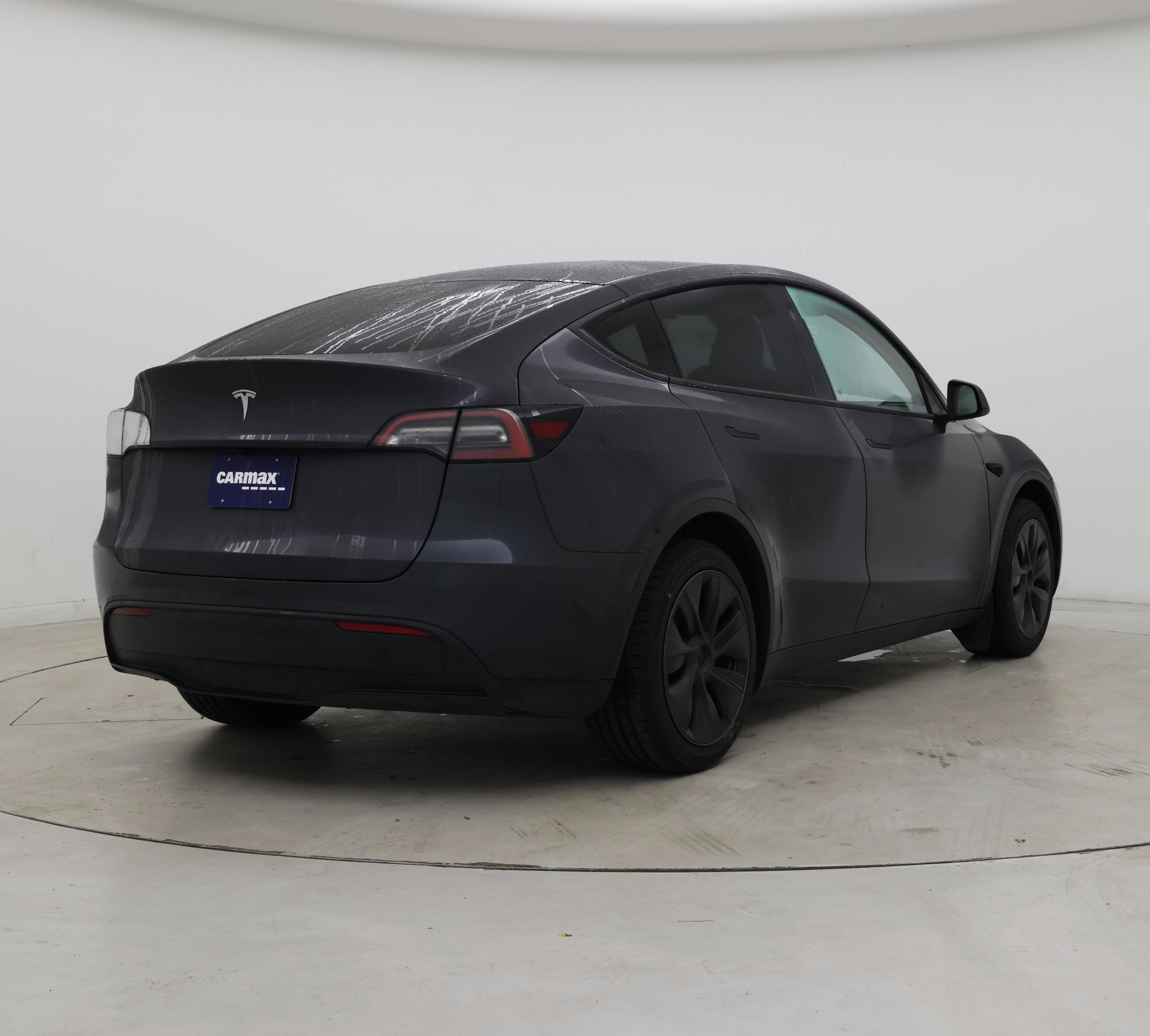 Thumbnail: 2024 Tesla Model Y - 8