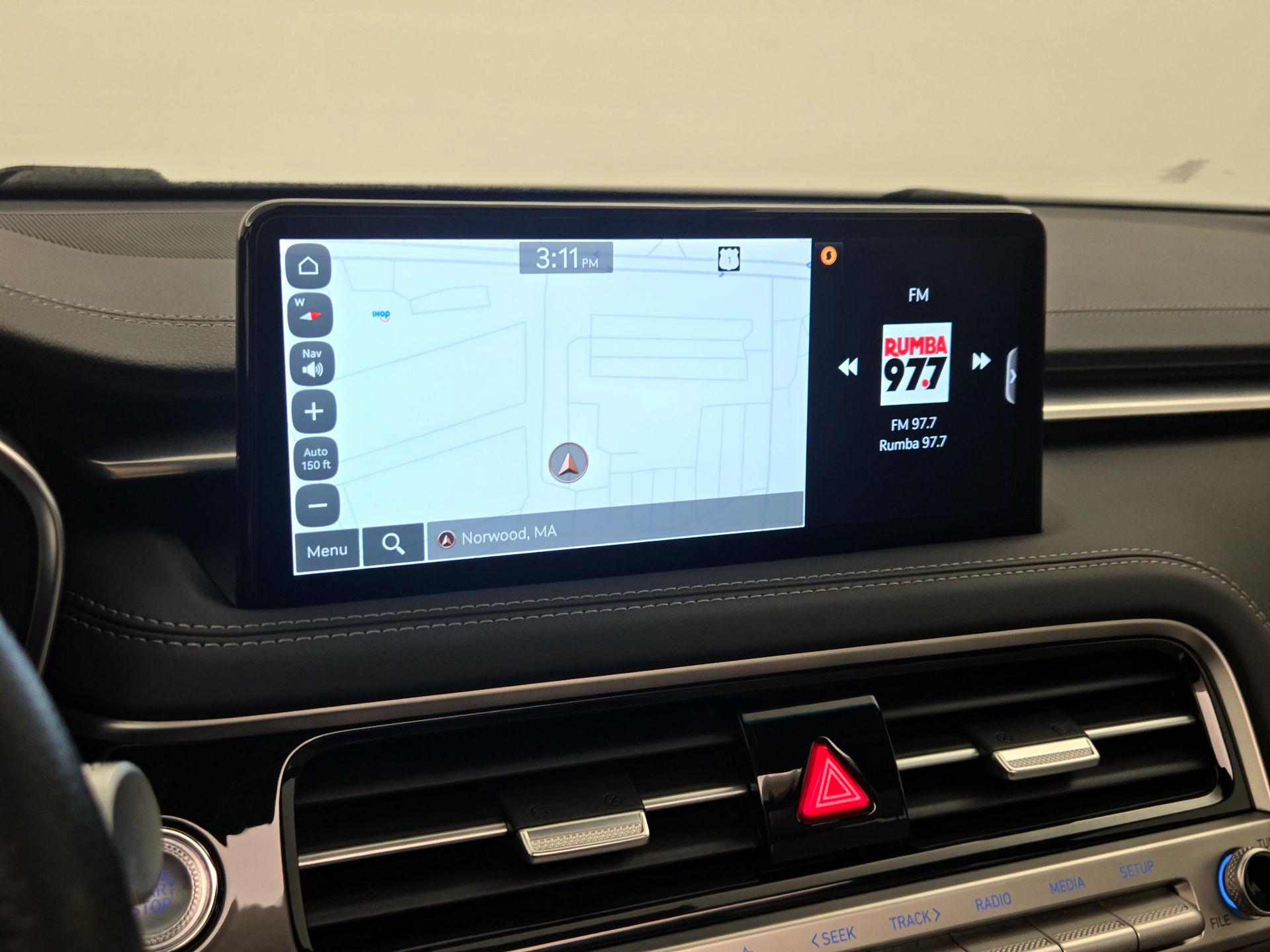 Thumbnail: 2024 Genesis G70 - 14