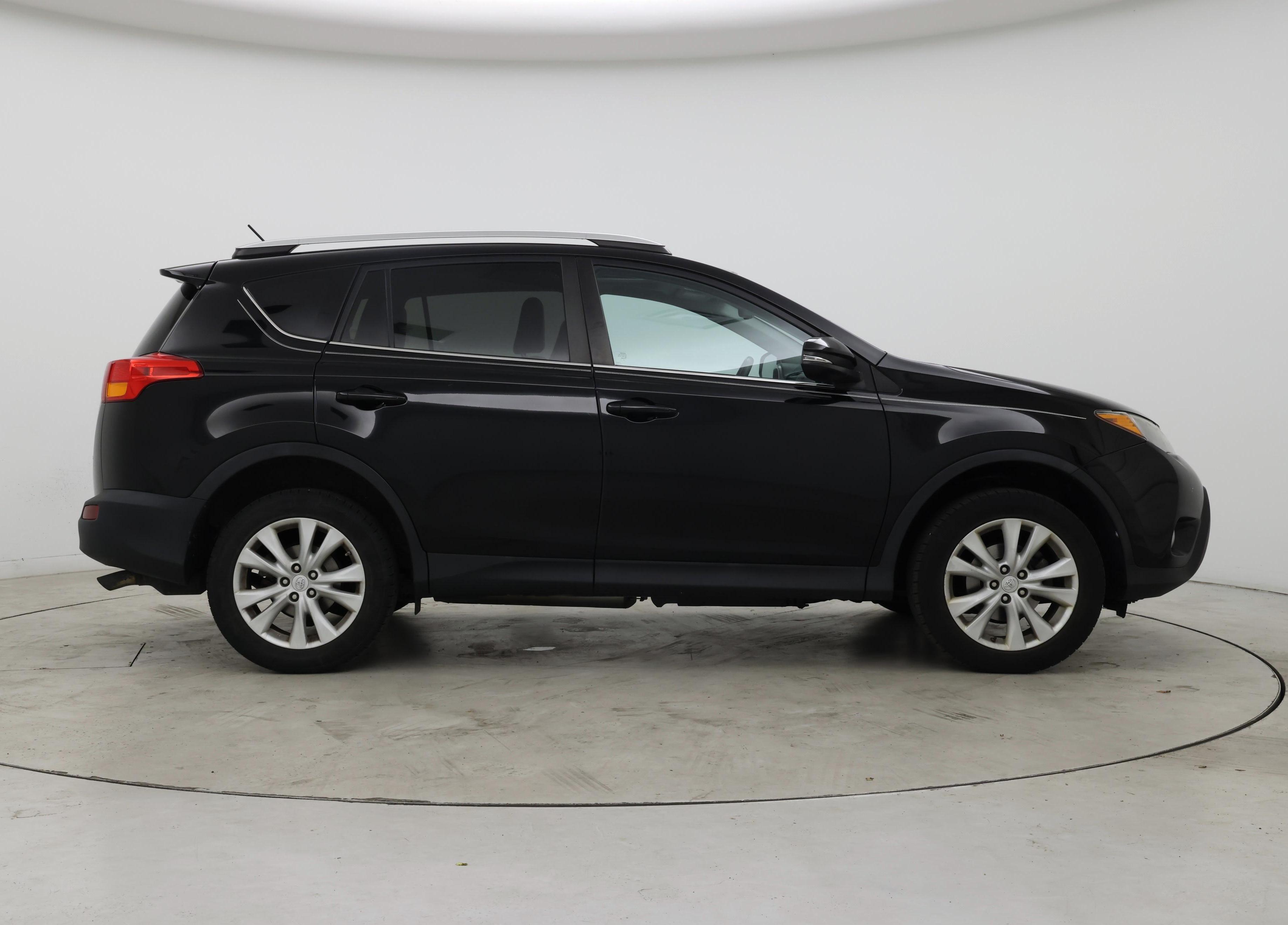 Thumbnail: 2015 Toyota RAV4 - 7