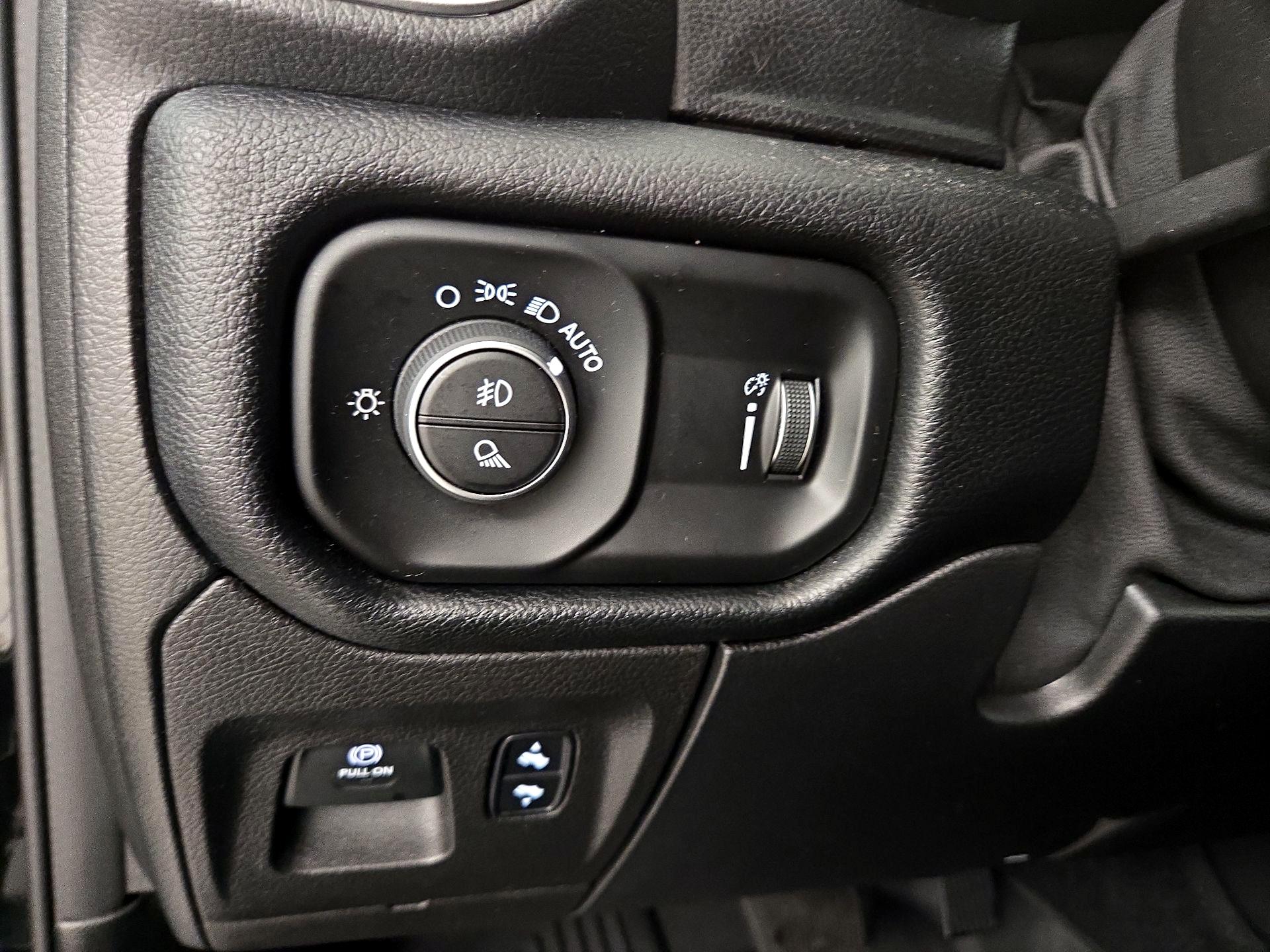 Thumbnail: 2021 RAM 1500 - 13