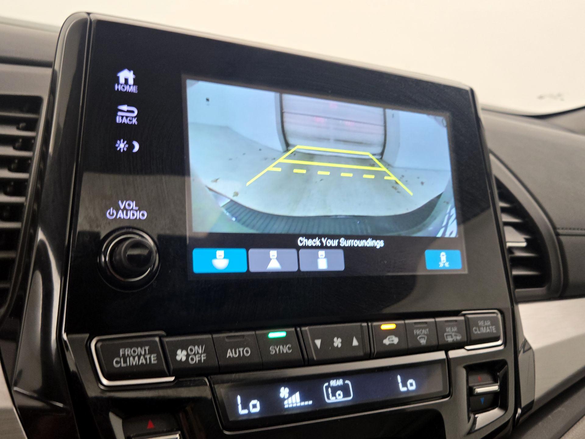 Thumbnail: 2021 Honda Odyssey - 14