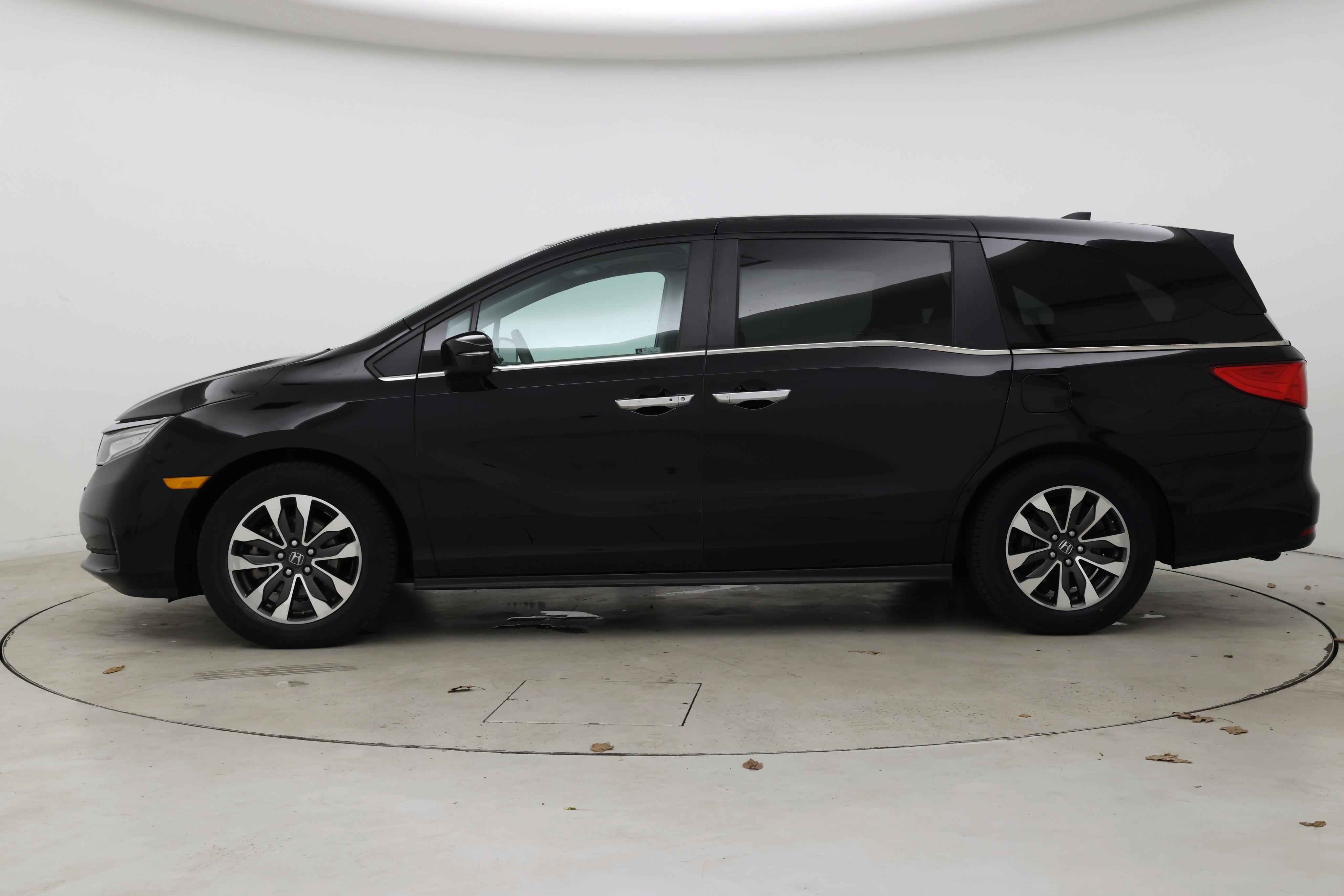 Thumbnail: 2021 Honda Odyssey - 3