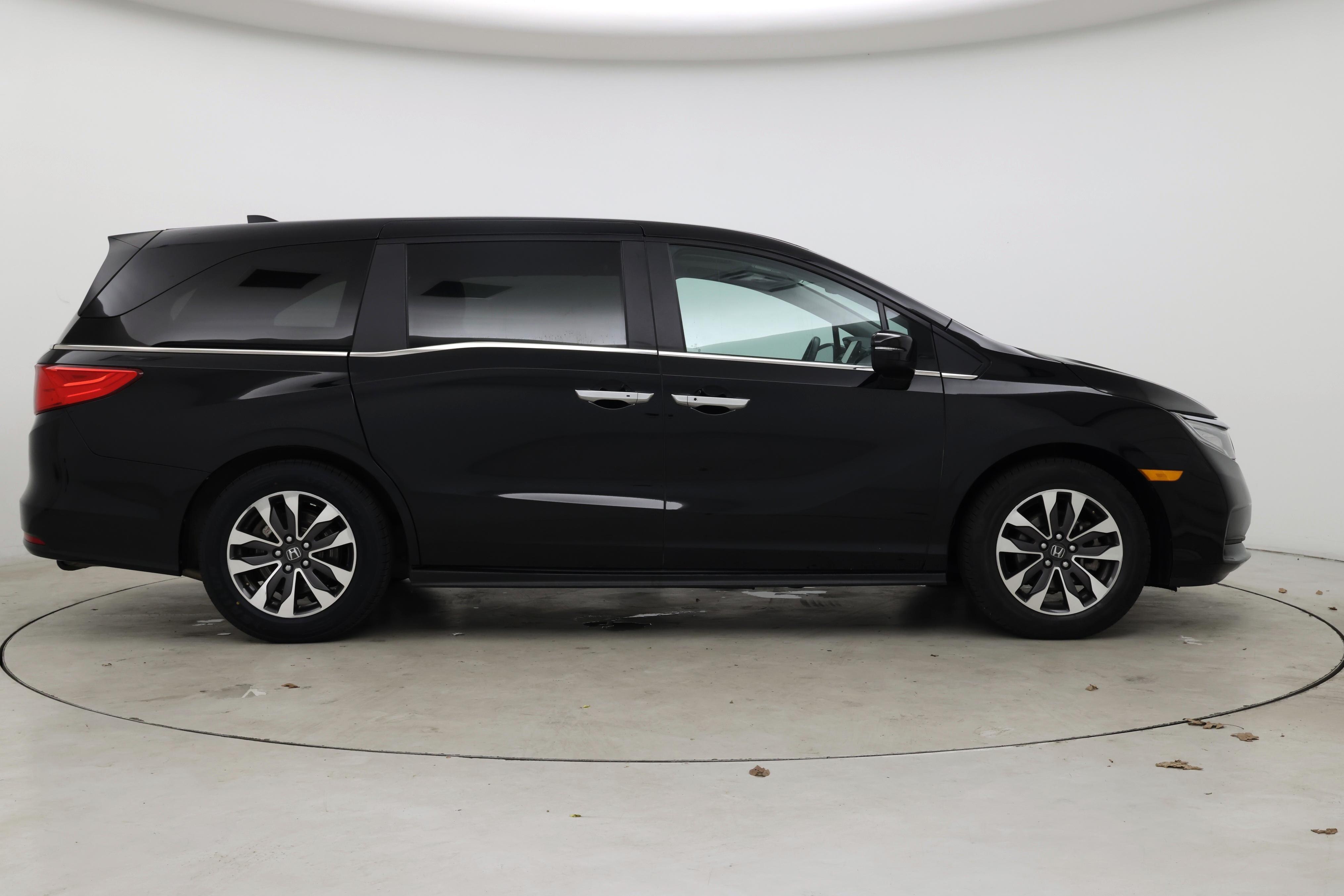 Thumbnail: 2021 Honda Odyssey - 7
