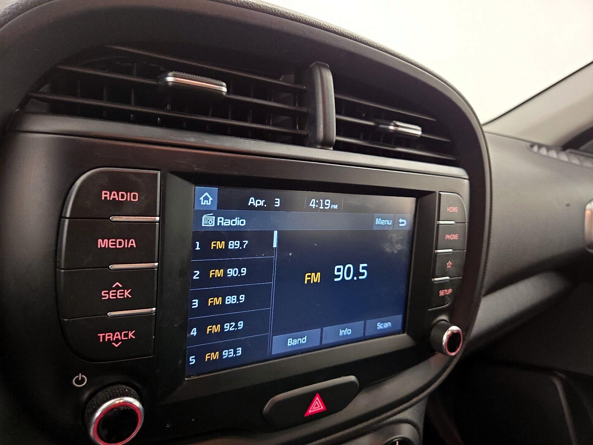 Thumbnail: 2020 Kia Soul - 15