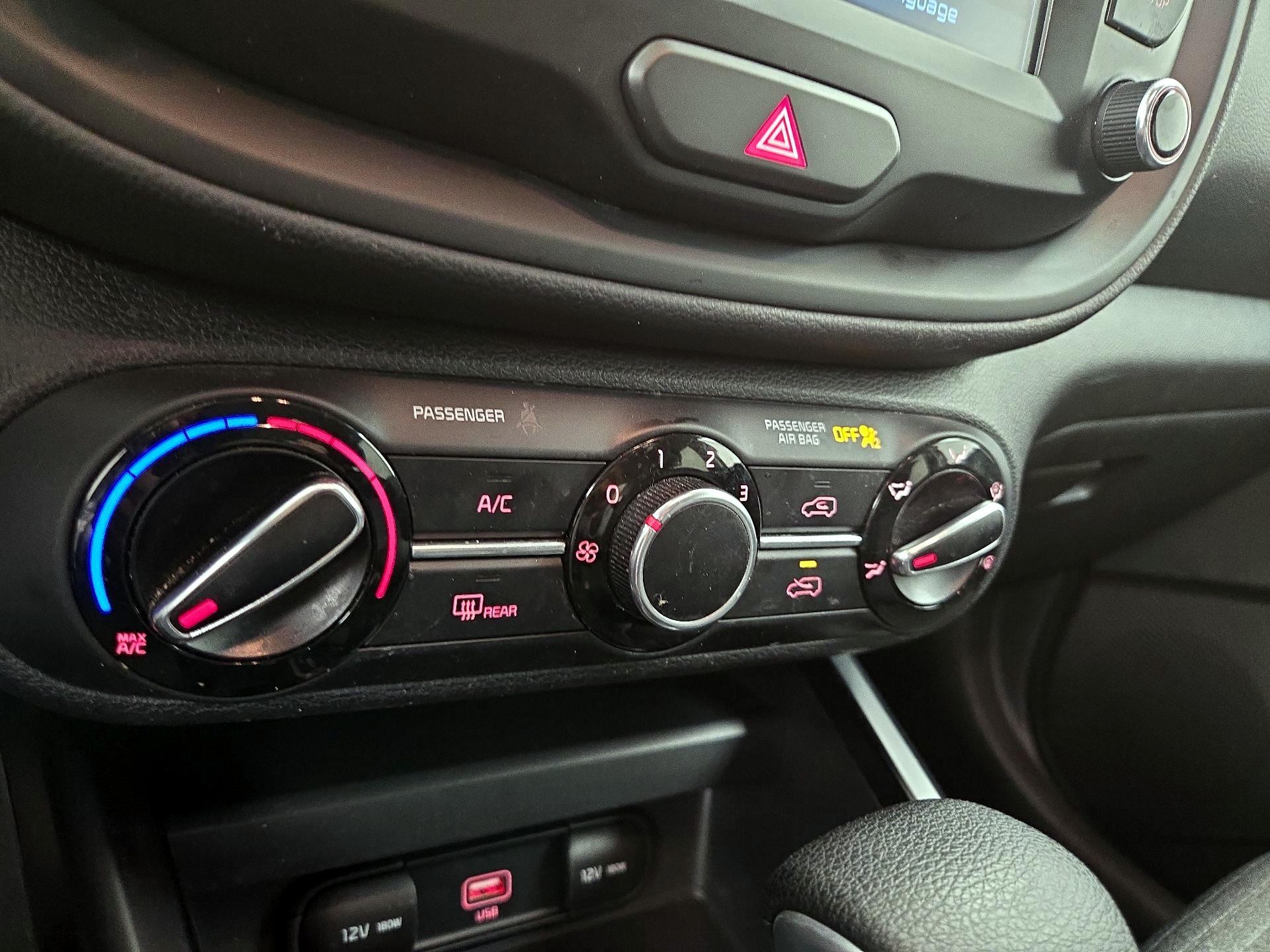 Thumbnail: 2020 Kia Soul - 16