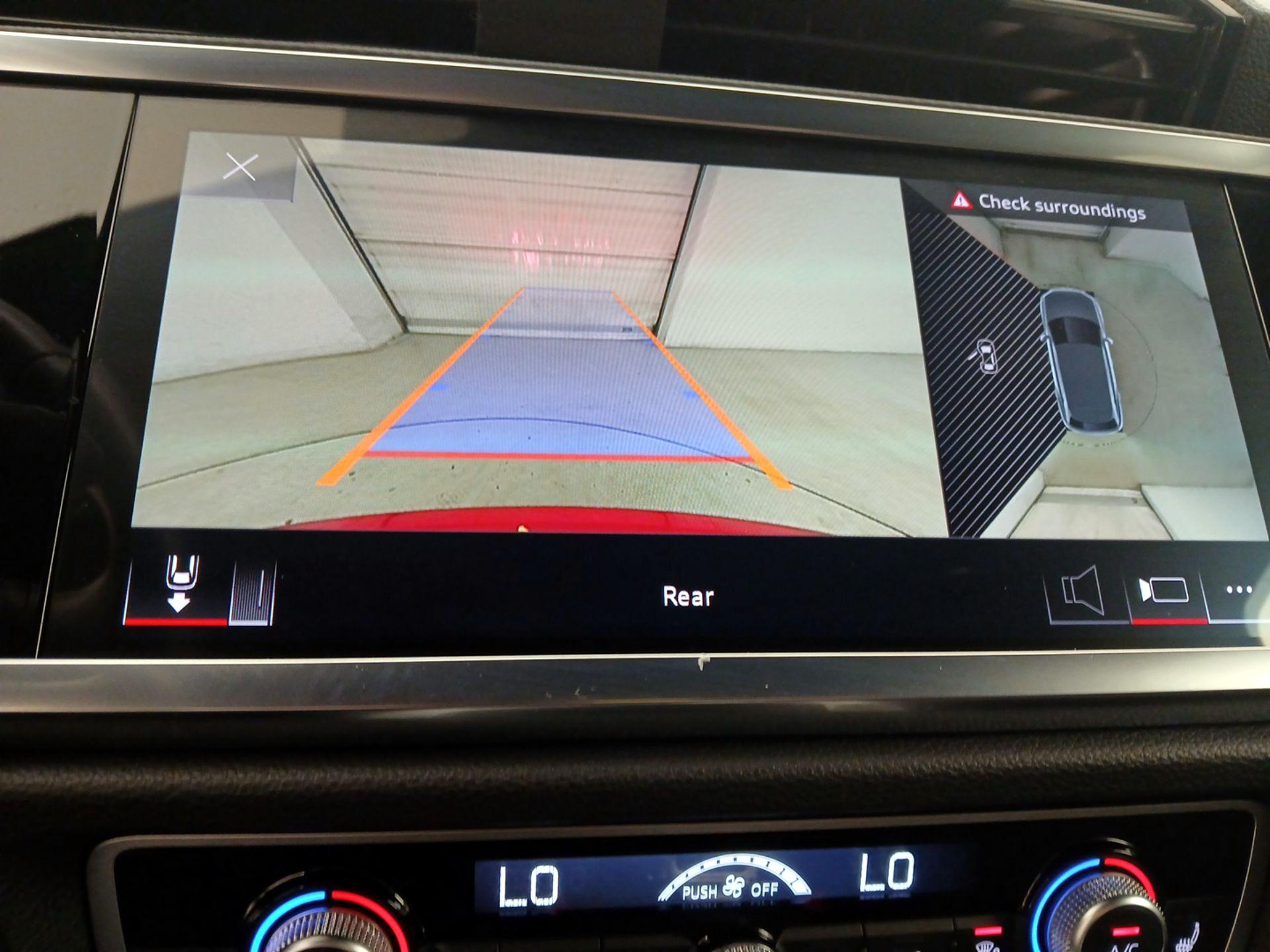 Thumbnail: 2023 Audi Q3 - 14